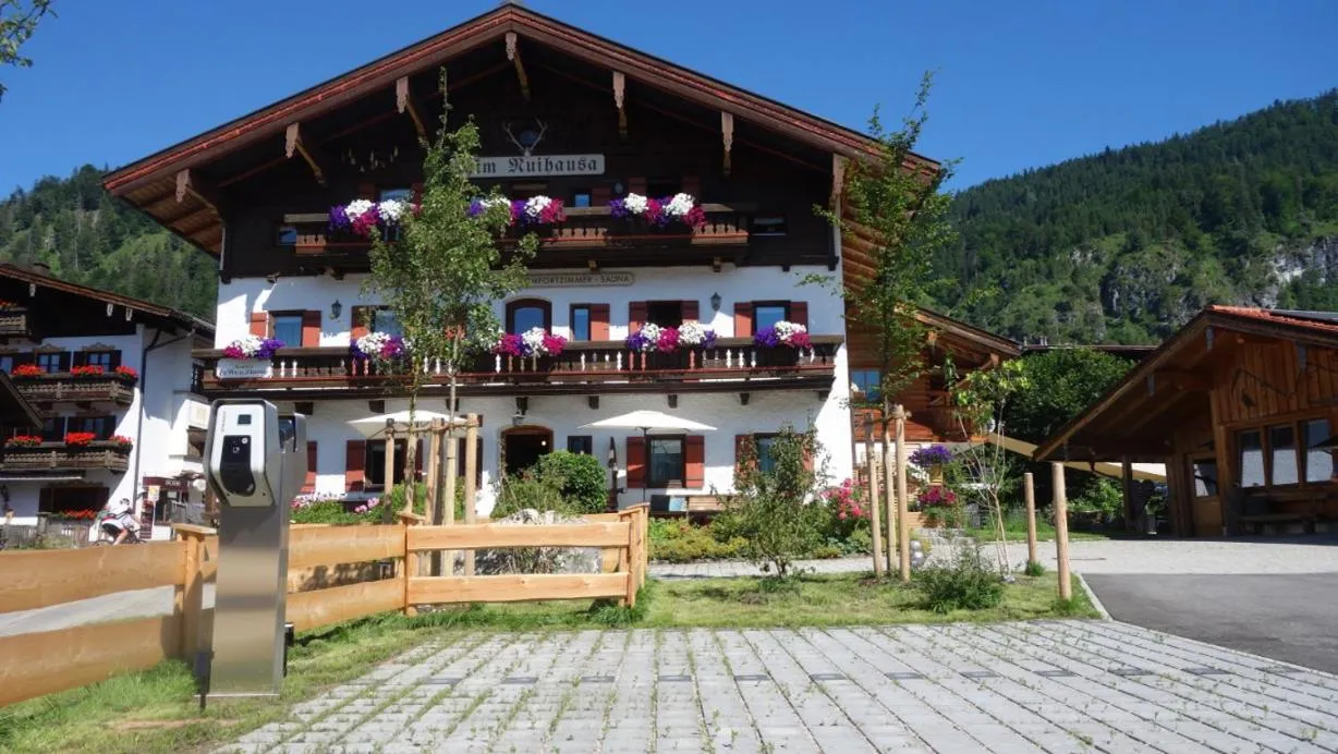 Property building in Beim Nuihausa