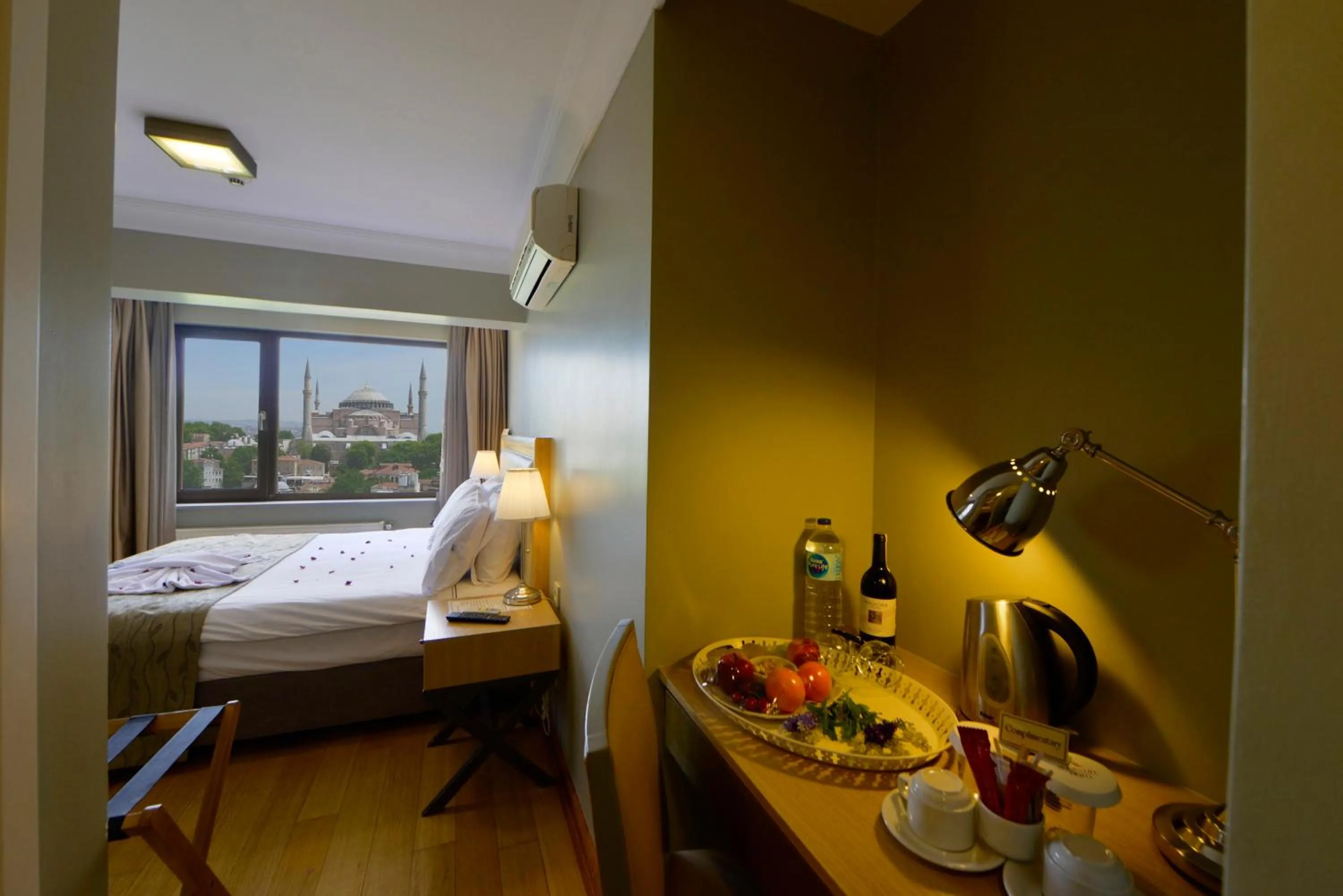TV and multimedia, Bed in Agora Life Hotel - Special Class