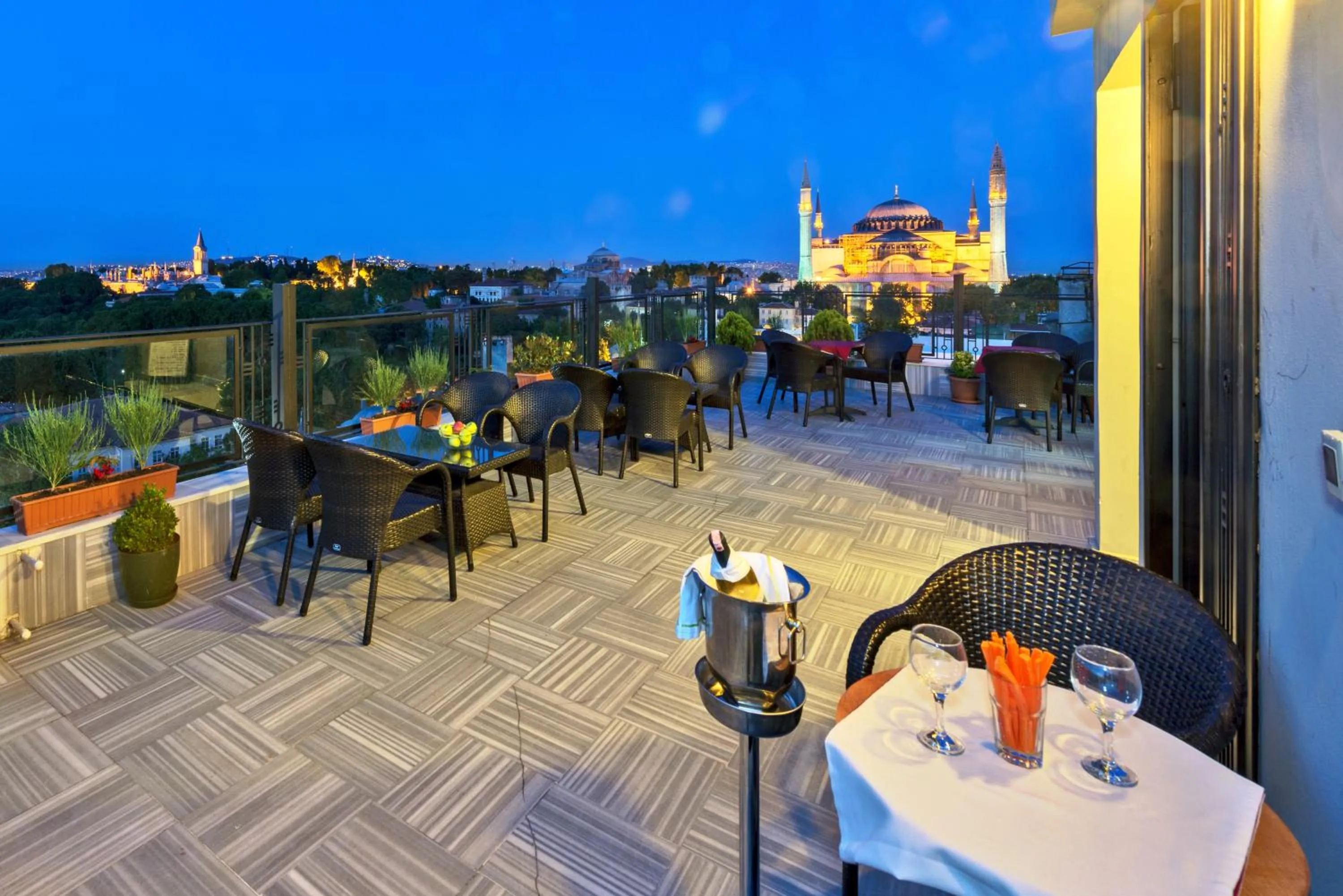 Patio in Agora Life Hotel - Special Class