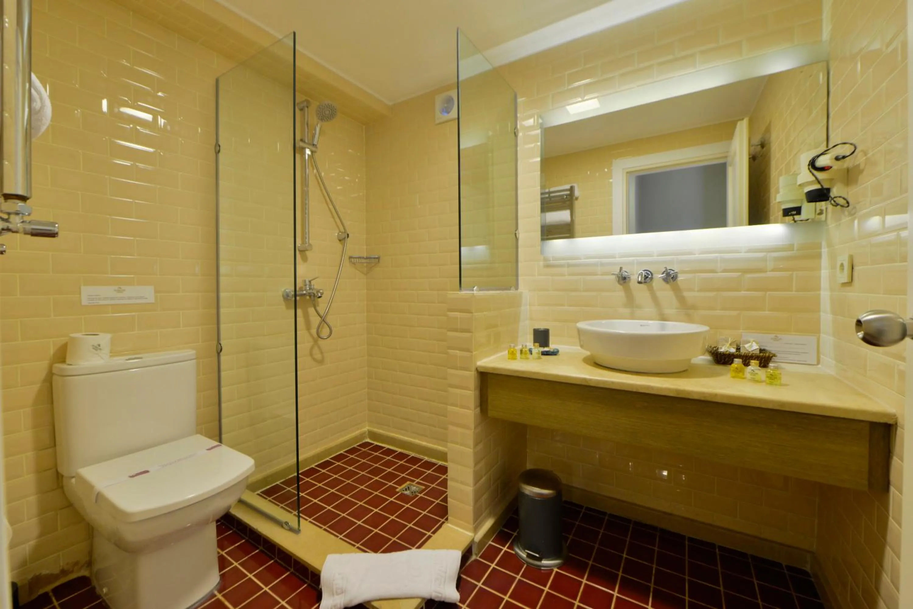 Shower in Agora Life Hotel - Special Class