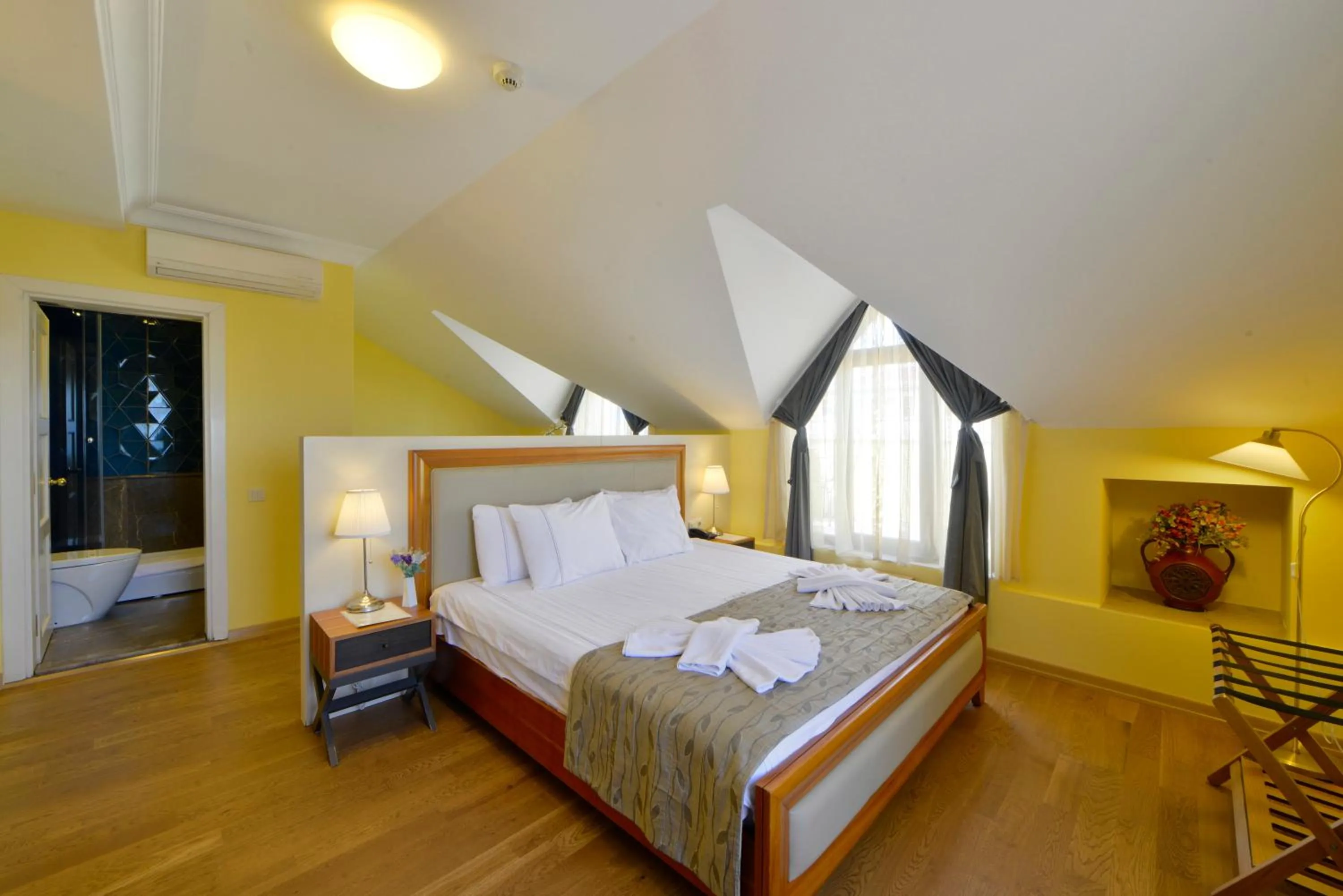 Bed in Agora Life Hotel - Special Class