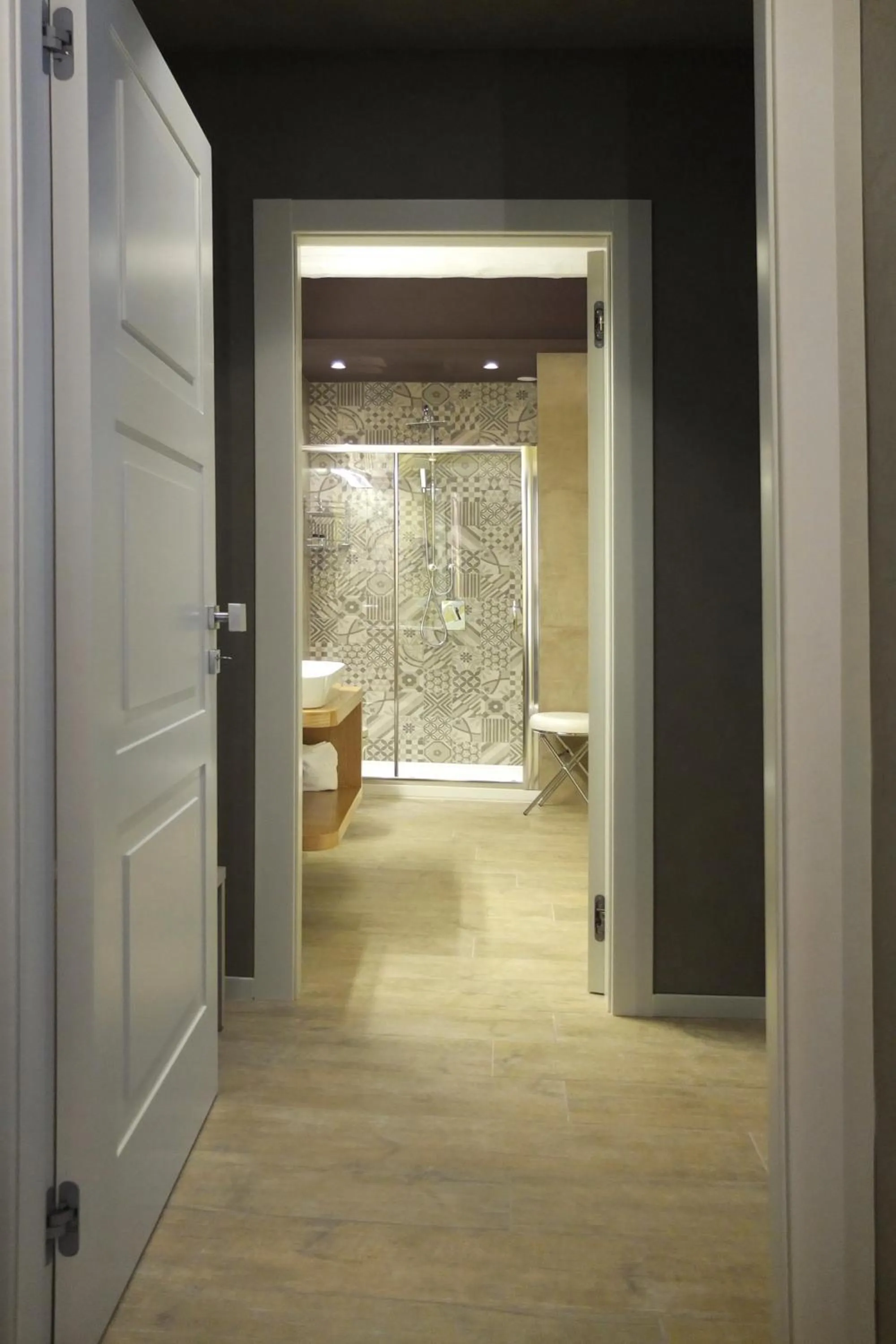 Bathroom in Notti O' Tunn Luxury Rooms in centro