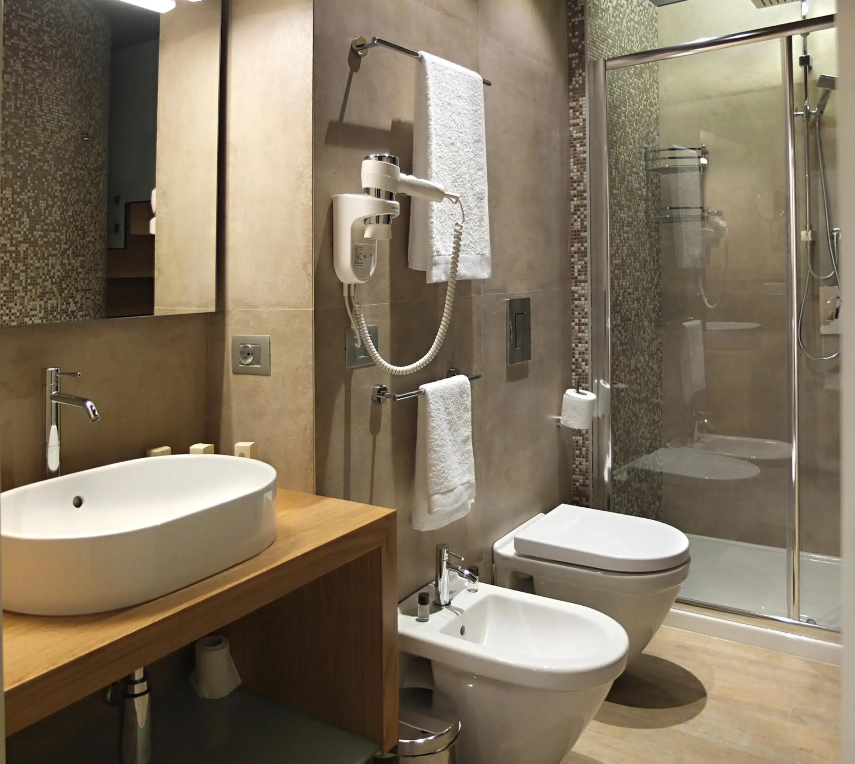 Deluxe Room in Notti O' Tunn Luxury Rooms in centro Deluxe Room in Notti O' Tunn Luxury Rooms in centro