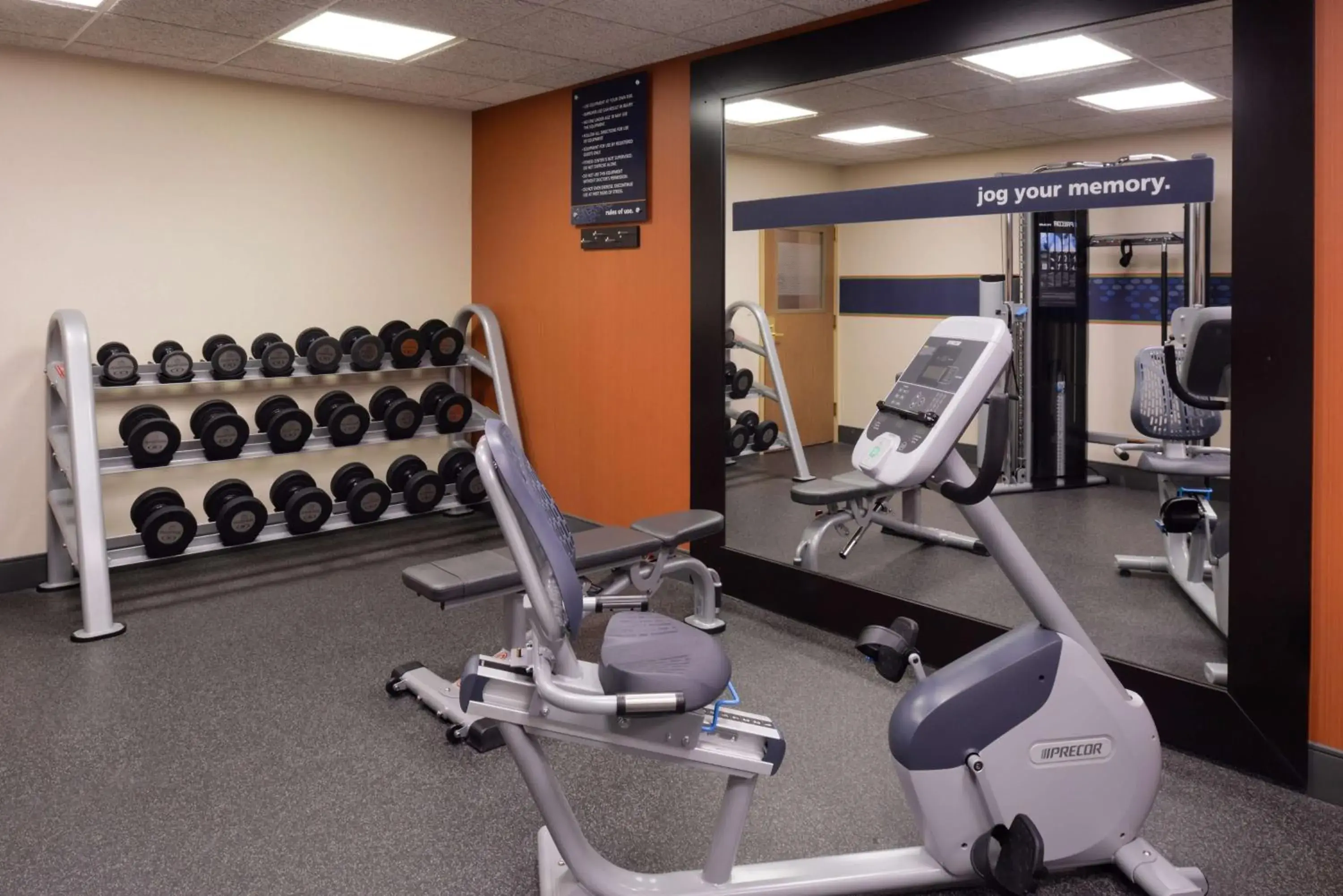 Fitness centre/facilities in Hampton Inn Elkhart Fitness centre/facilities in Hampton Inn Elkhart