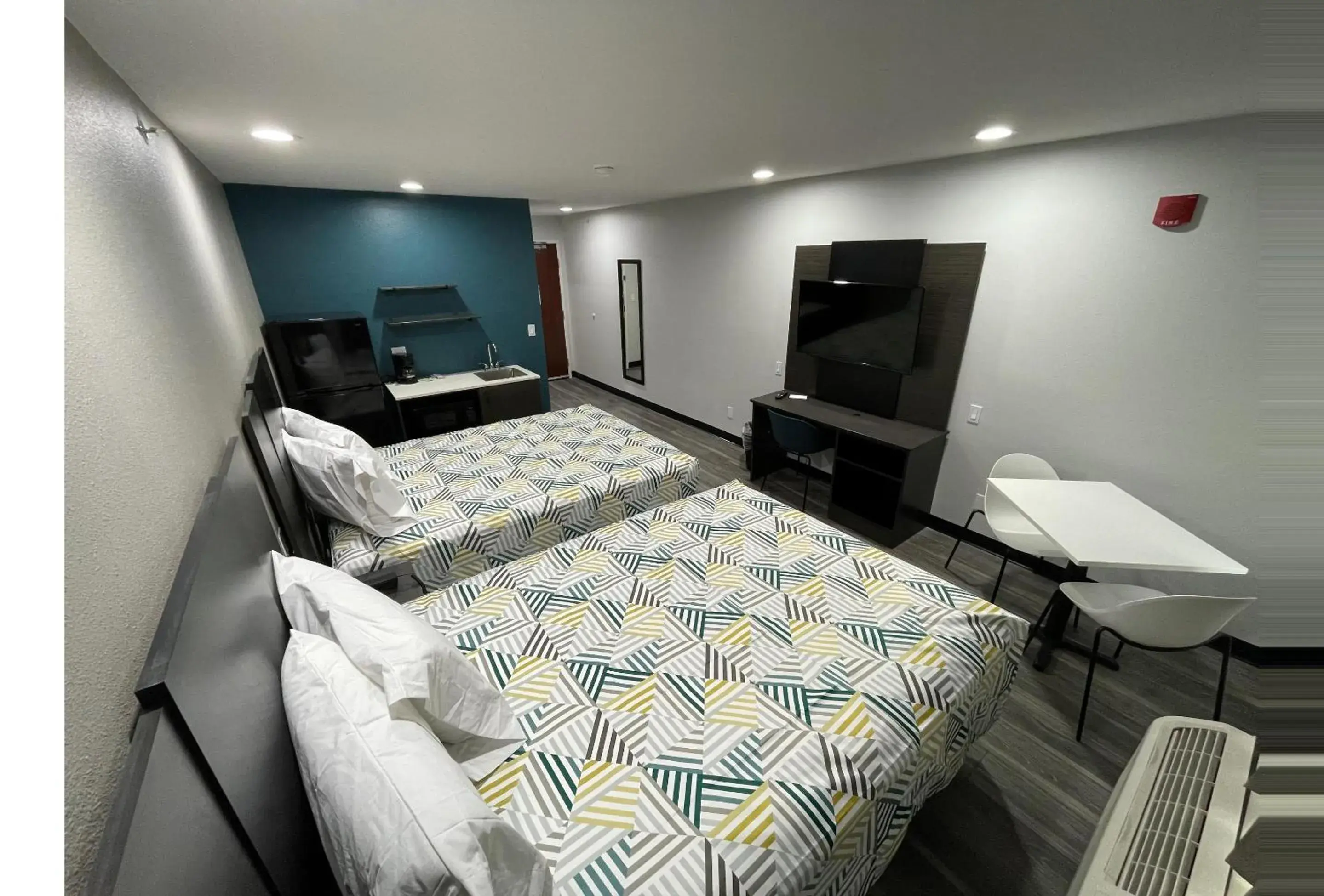 Bedroom, Bed in Studio 6 Oklahoma City, OK South Bedroom, Bed in Studio 6 Oklahoma City, OK South