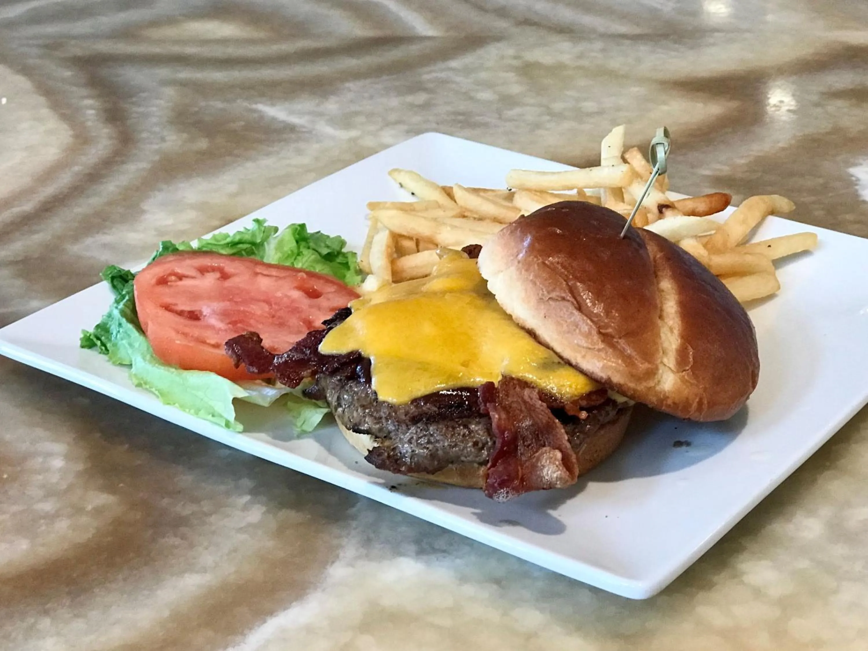 Restaurant/places to eat in Holiday Inn Effingham by IHG