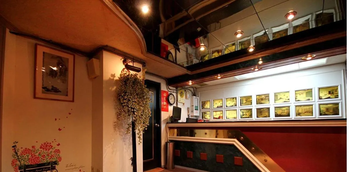 Lobby or reception in Broadway Hotel