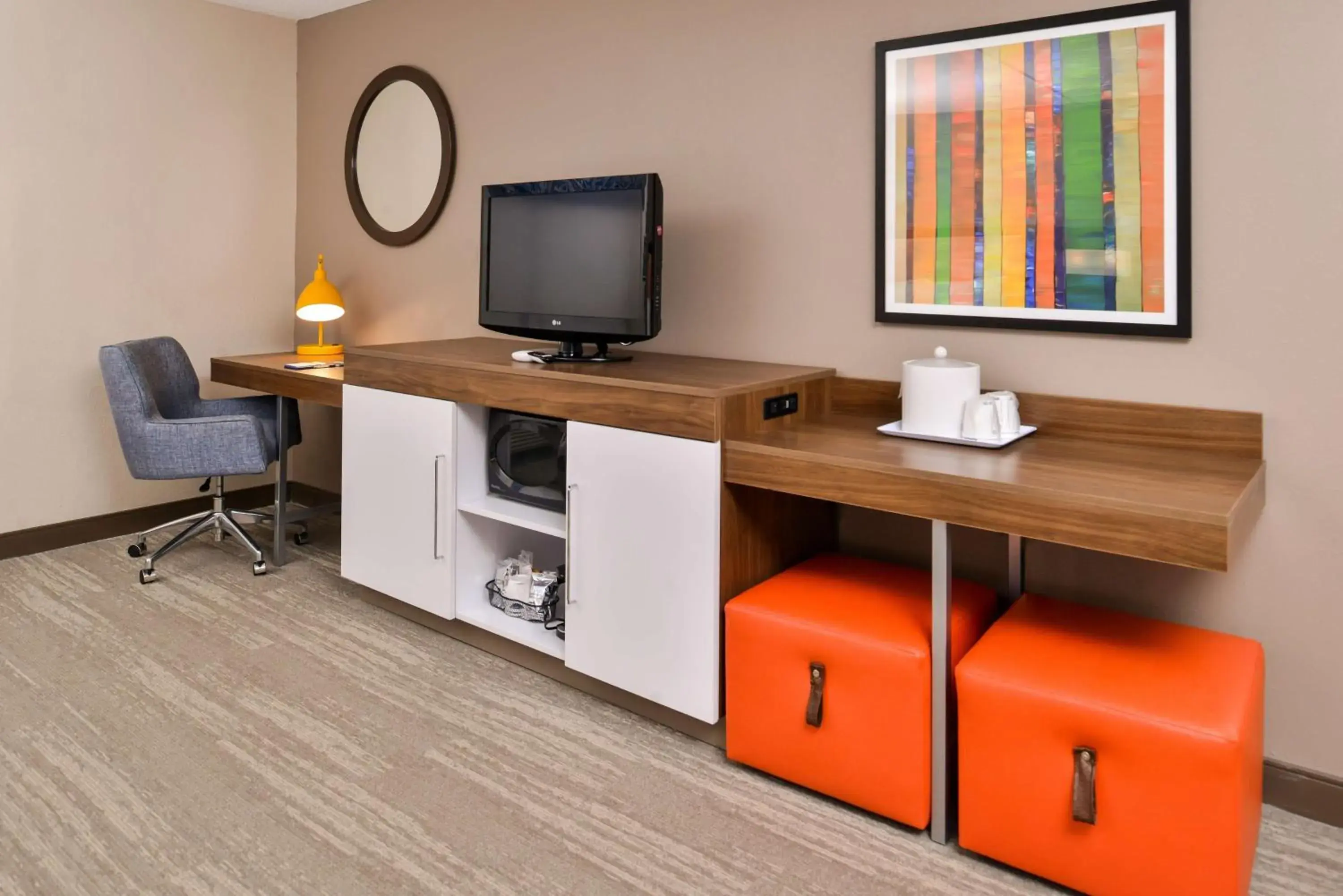 Bedroom in Hampton Inn Emporia Bedroom in Hampton Inn Emporia