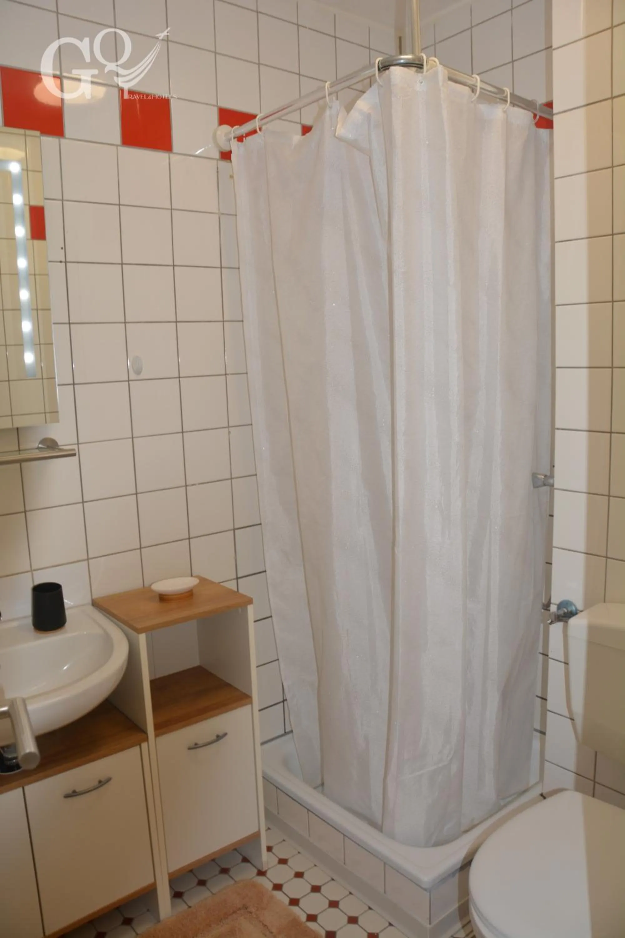 Shower in Saarbrücken City Apartments