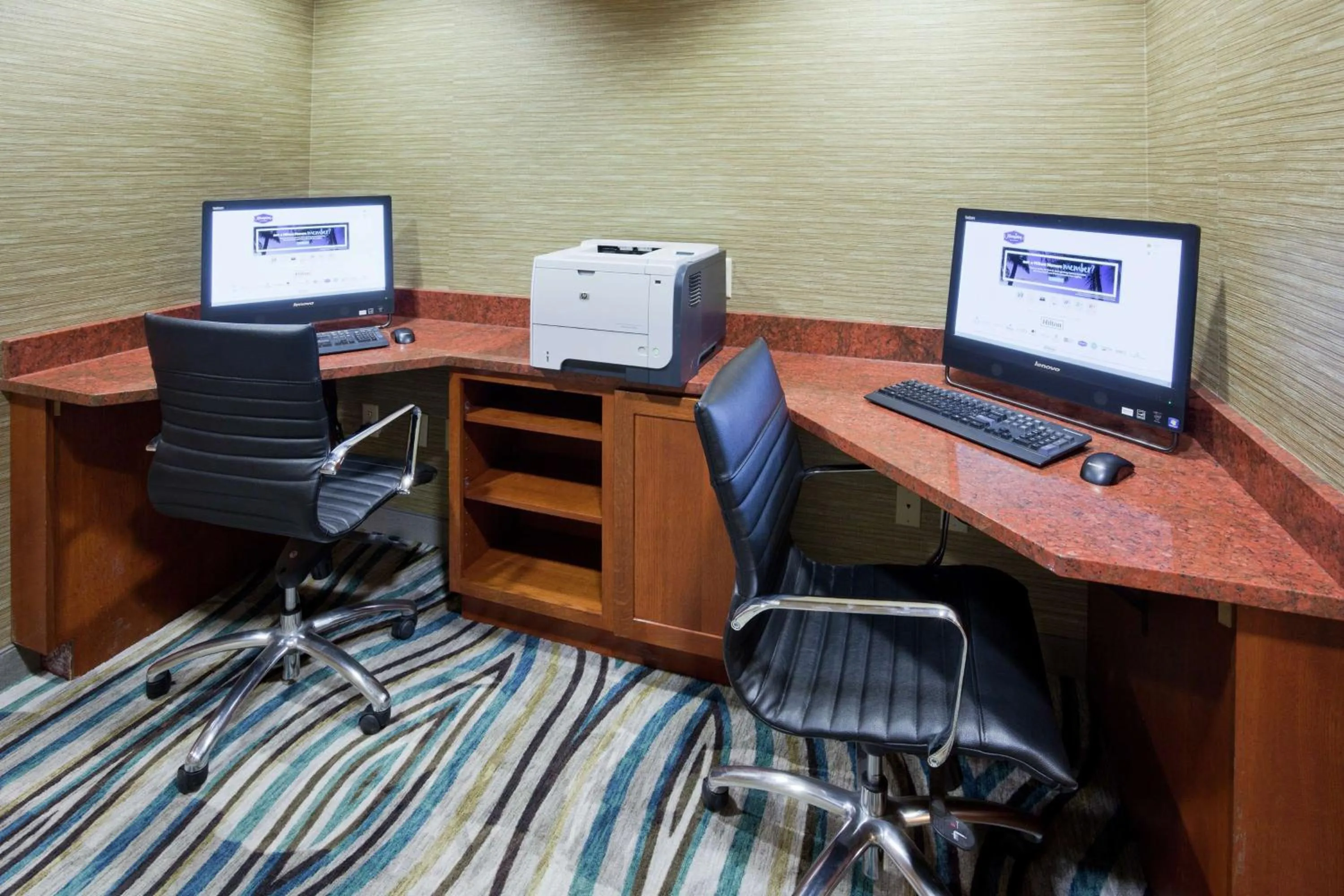 Business facilities in Hampton Inn Duluth-Canal Park