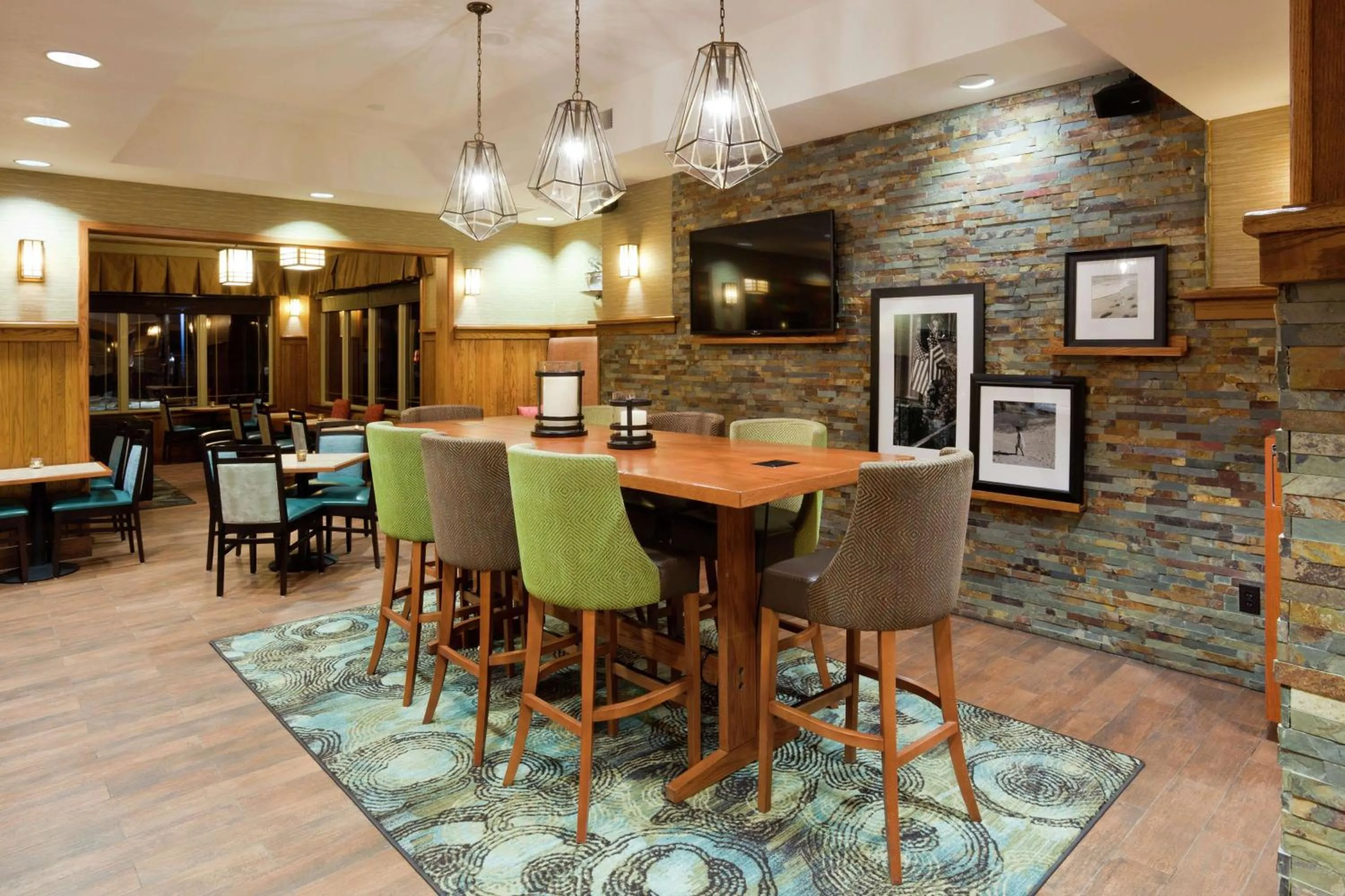 Lobby or reception in Hampton Inn Duluth-Canal Park
