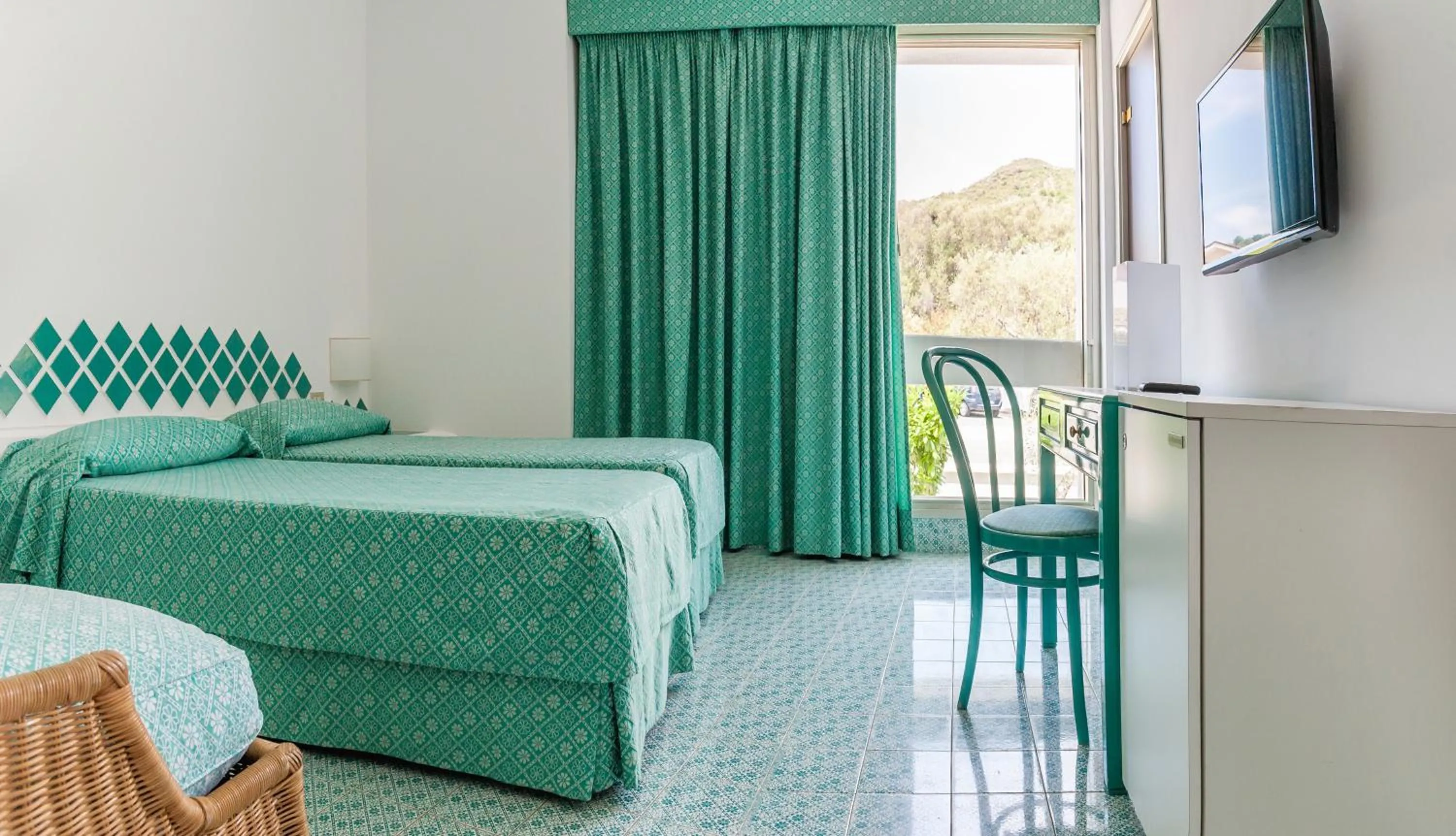Bedroom, Bed in Hotel Torre Oliva