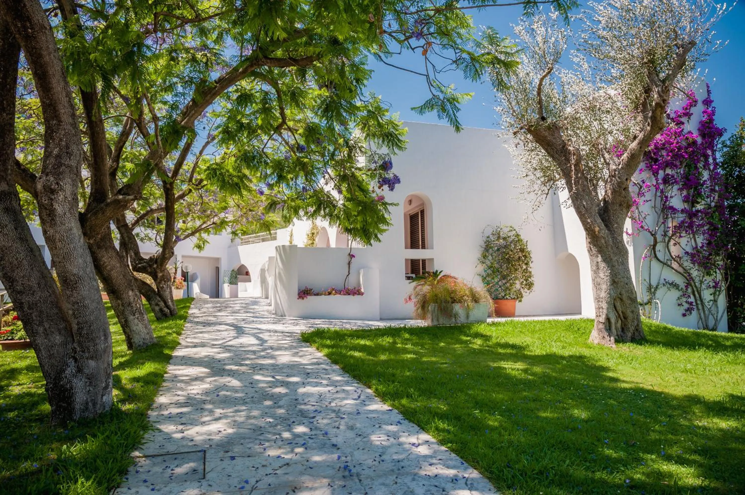 Property building in Hotel Torre Oliva