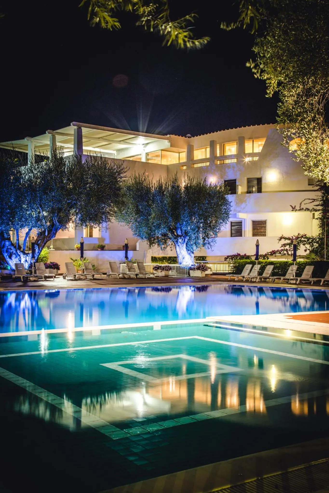 Pool view in Hotel Torre Oliva
