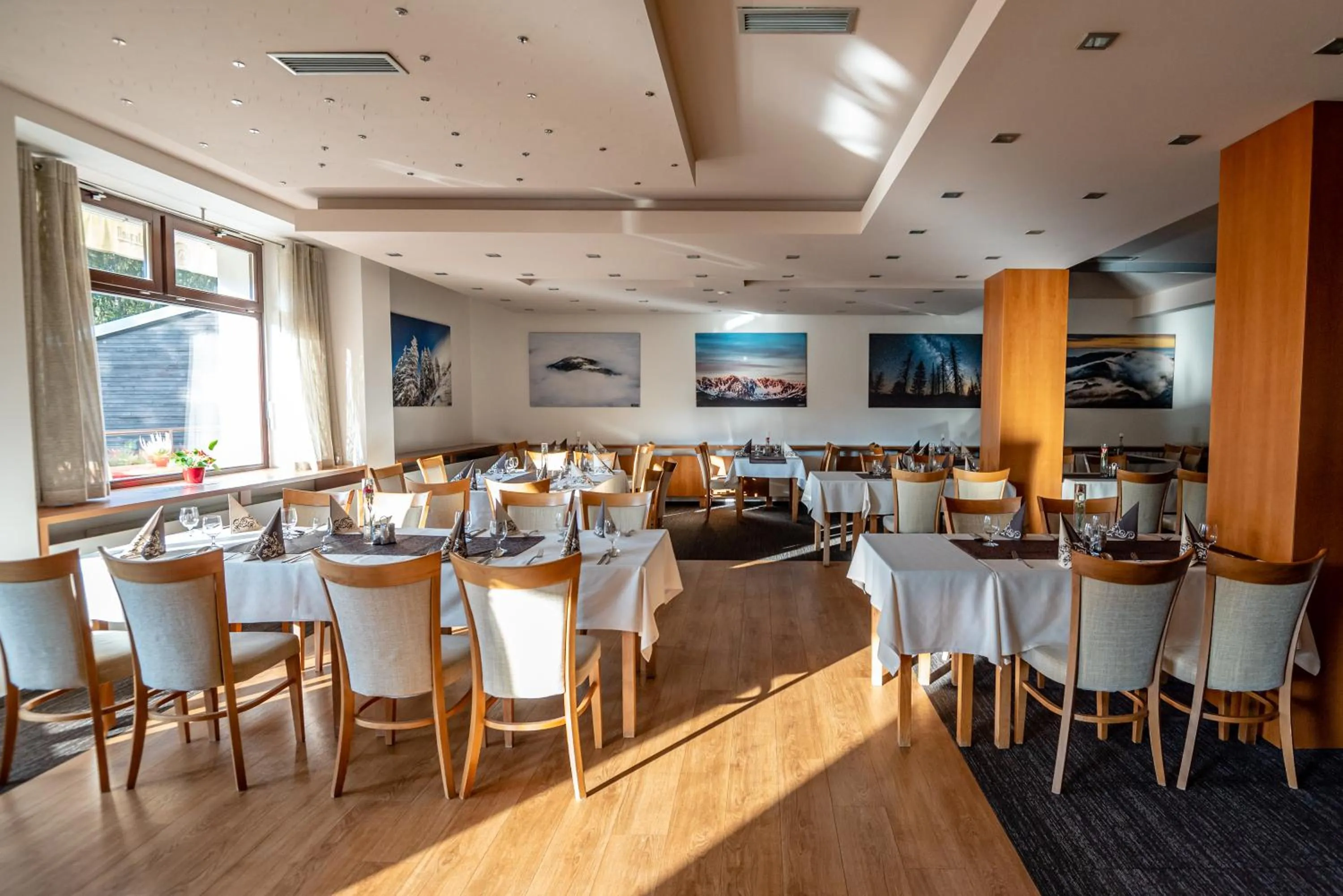 Restaurant/places to eat in Hotel Stupka