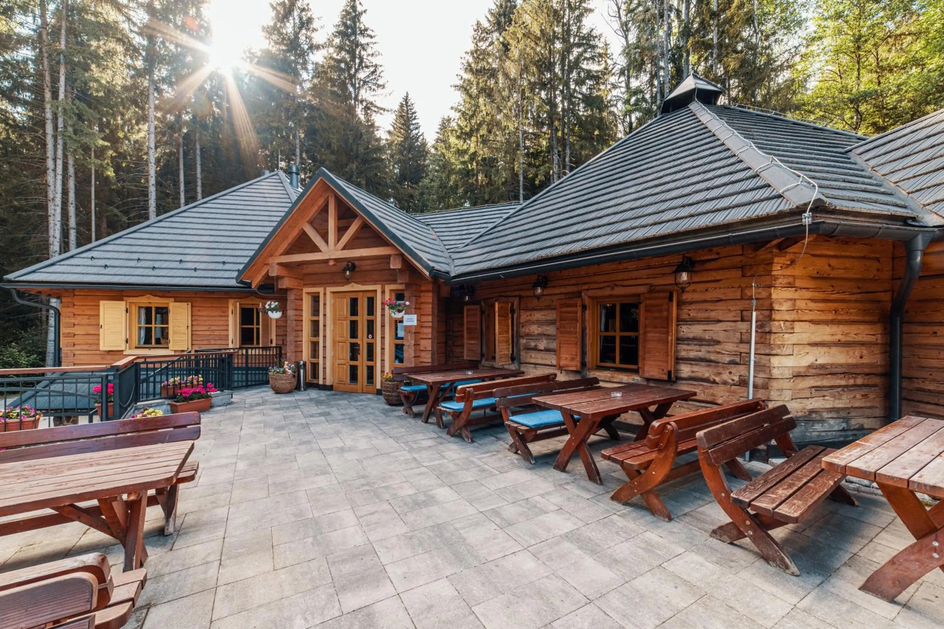 Restaurant/places to eat in Hotel Stupka