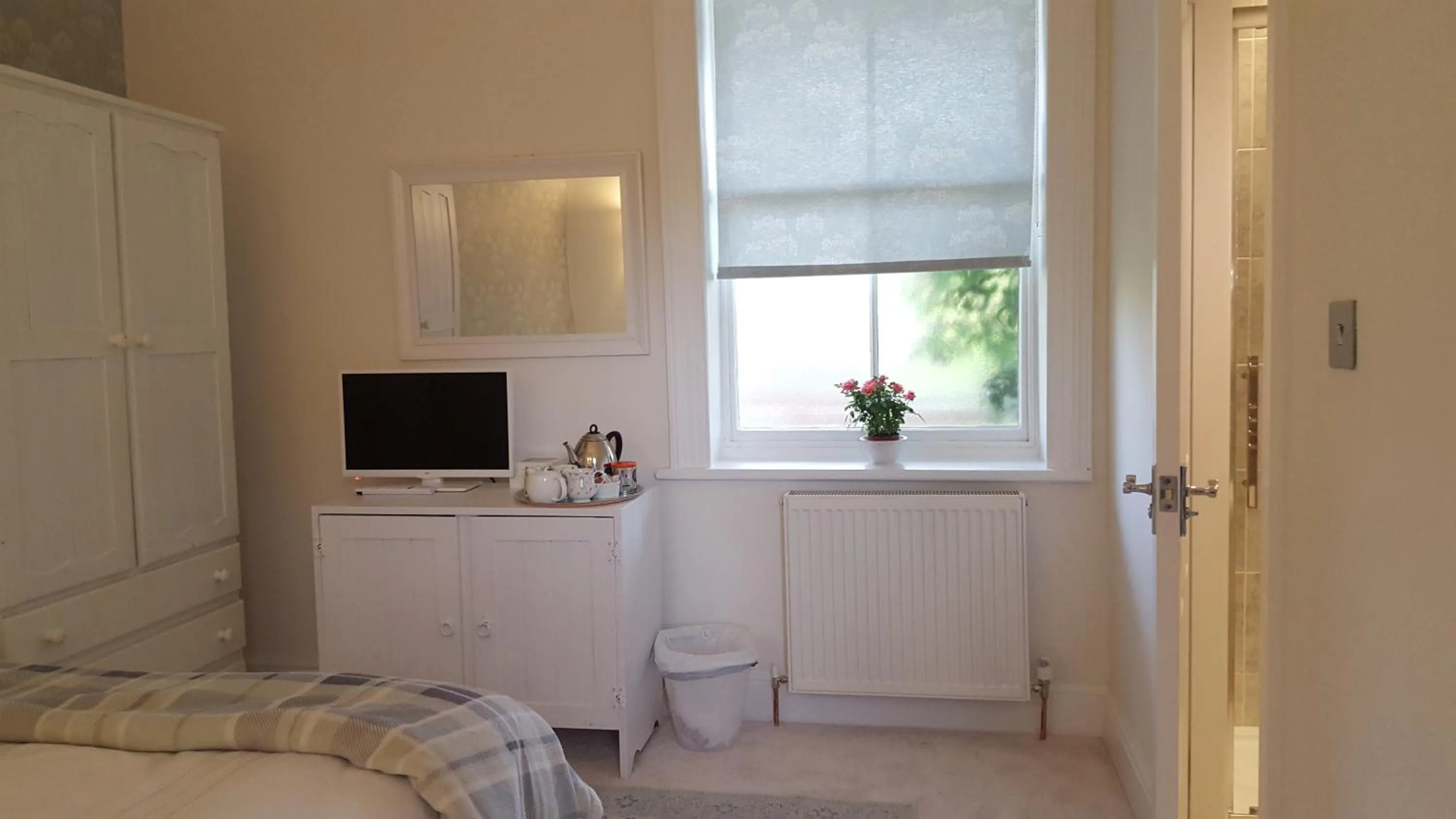 Day, Bed in Grosmont House