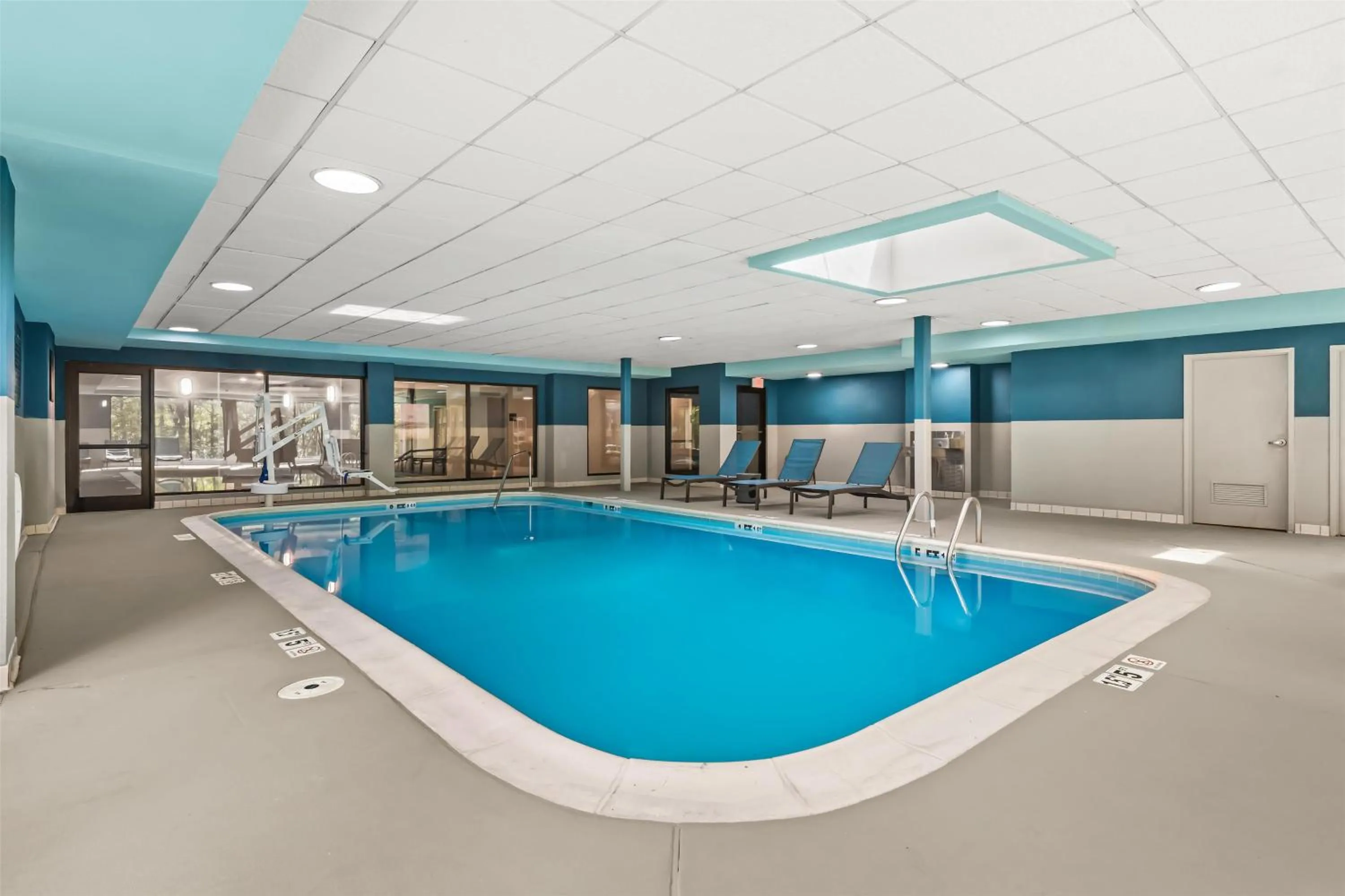 Pool view in Hampton Inn Elkton