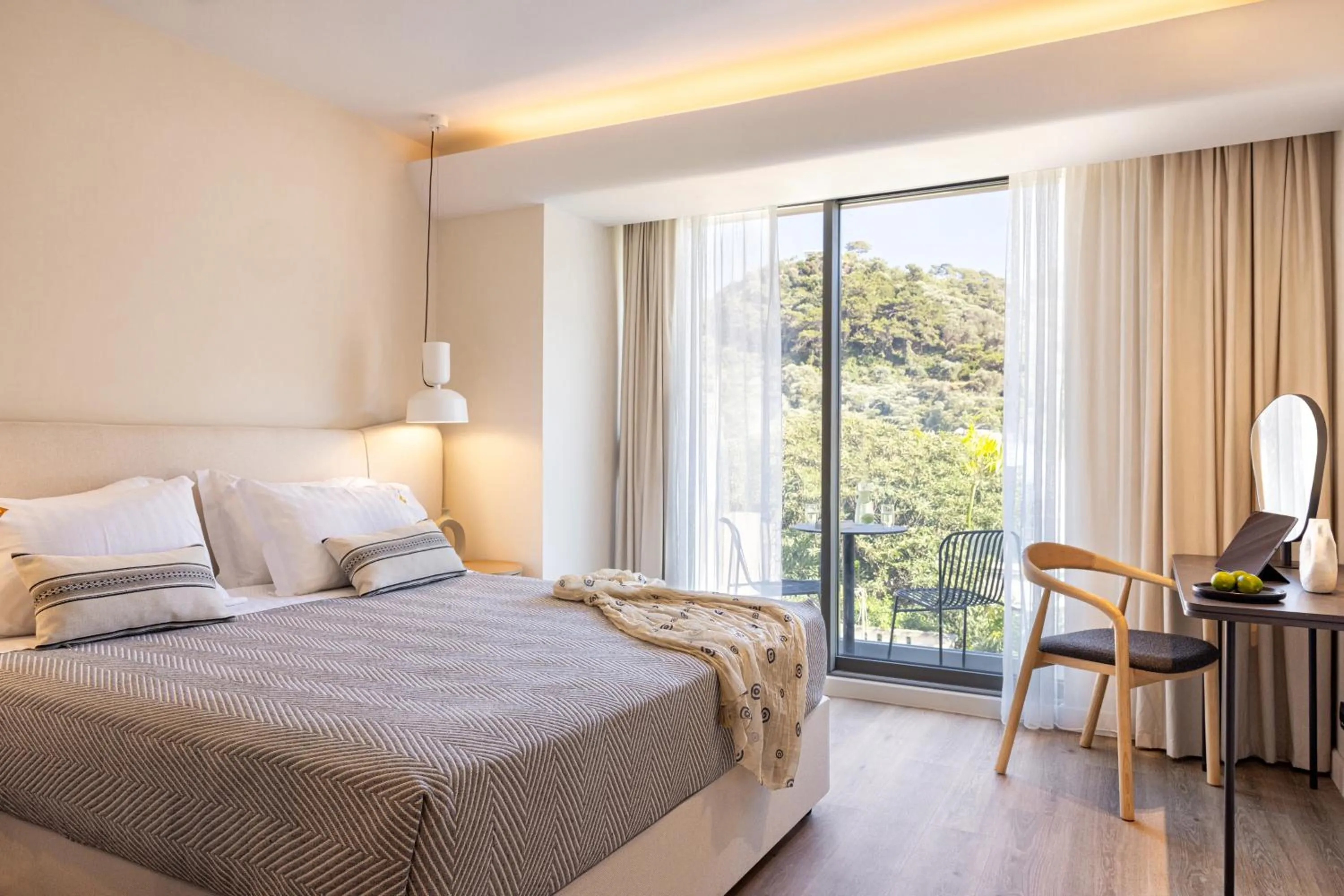 Bed in Erato by Samian Mare