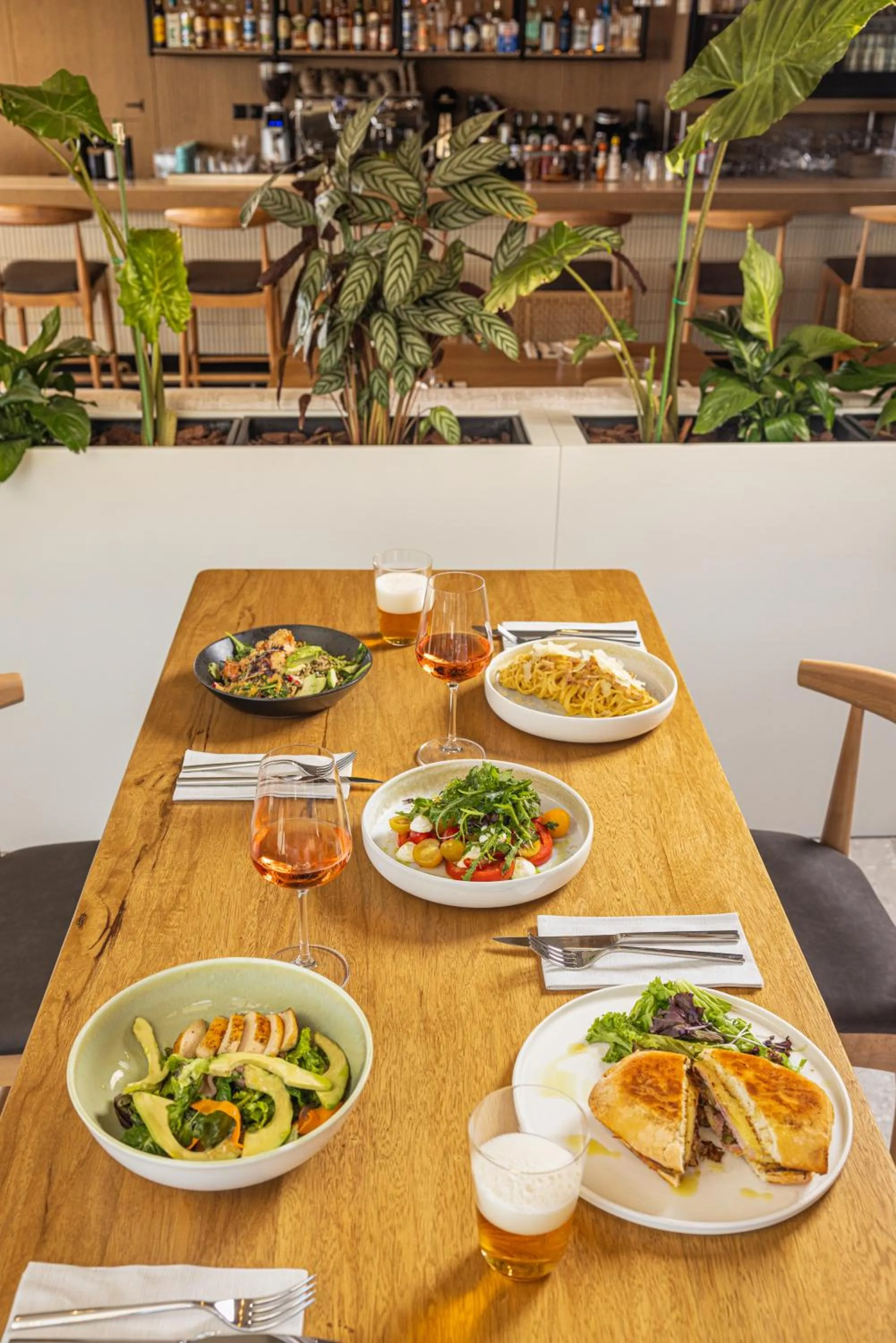 Restaurant/places to eat in Erato by Samian Mare