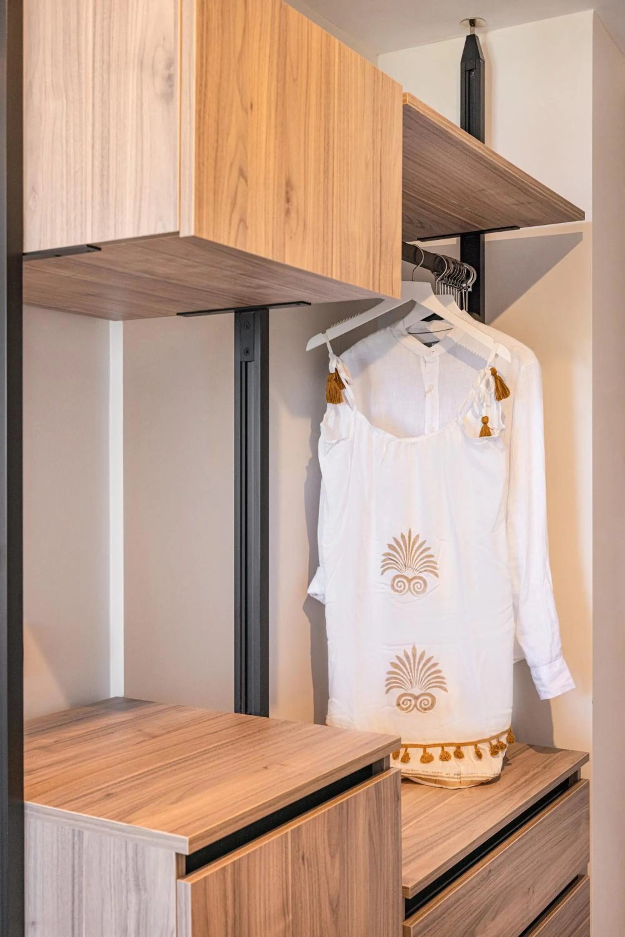 wardrobe in Erato by Samian Mare