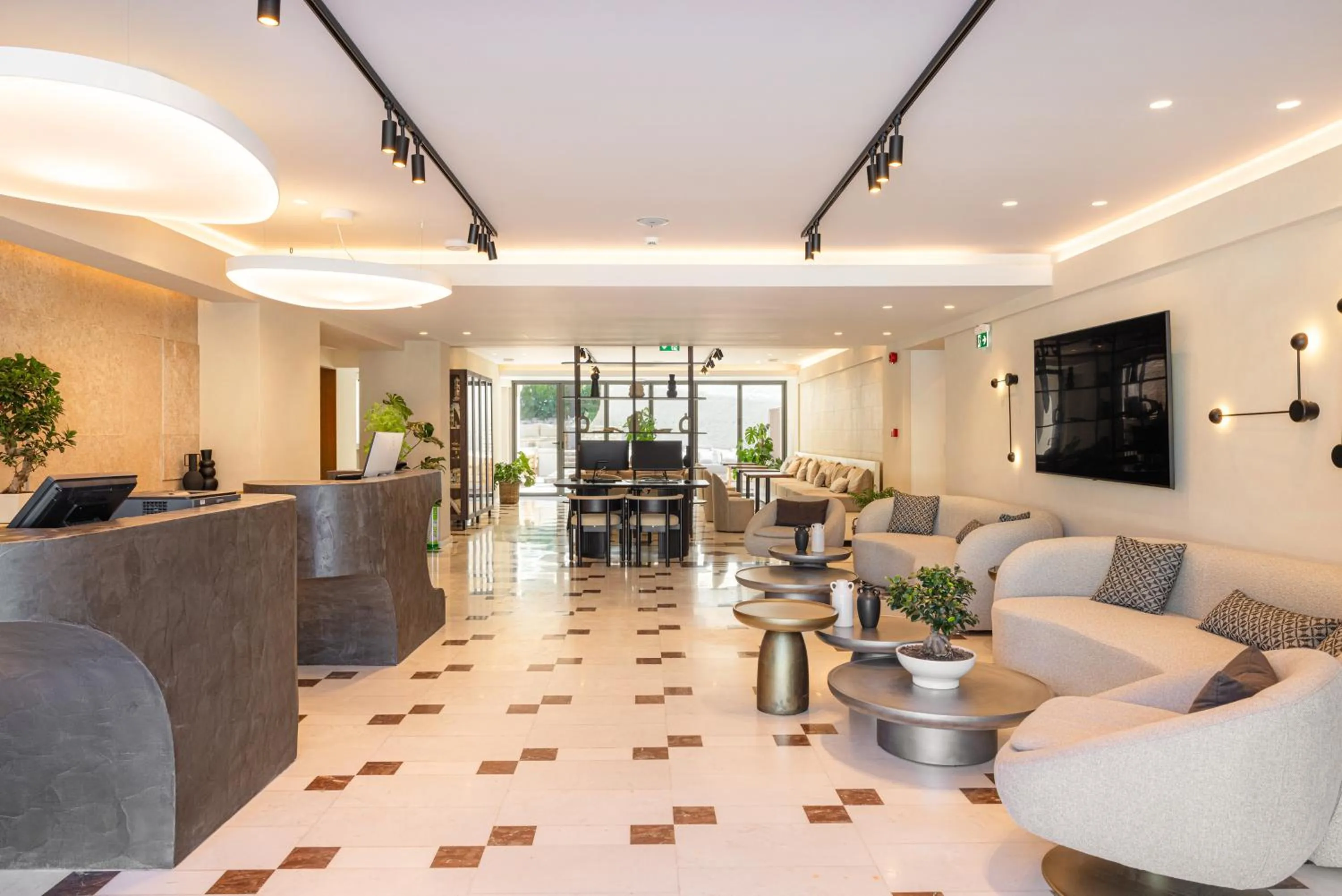 Lobby or reception in Erato by Samian Mare