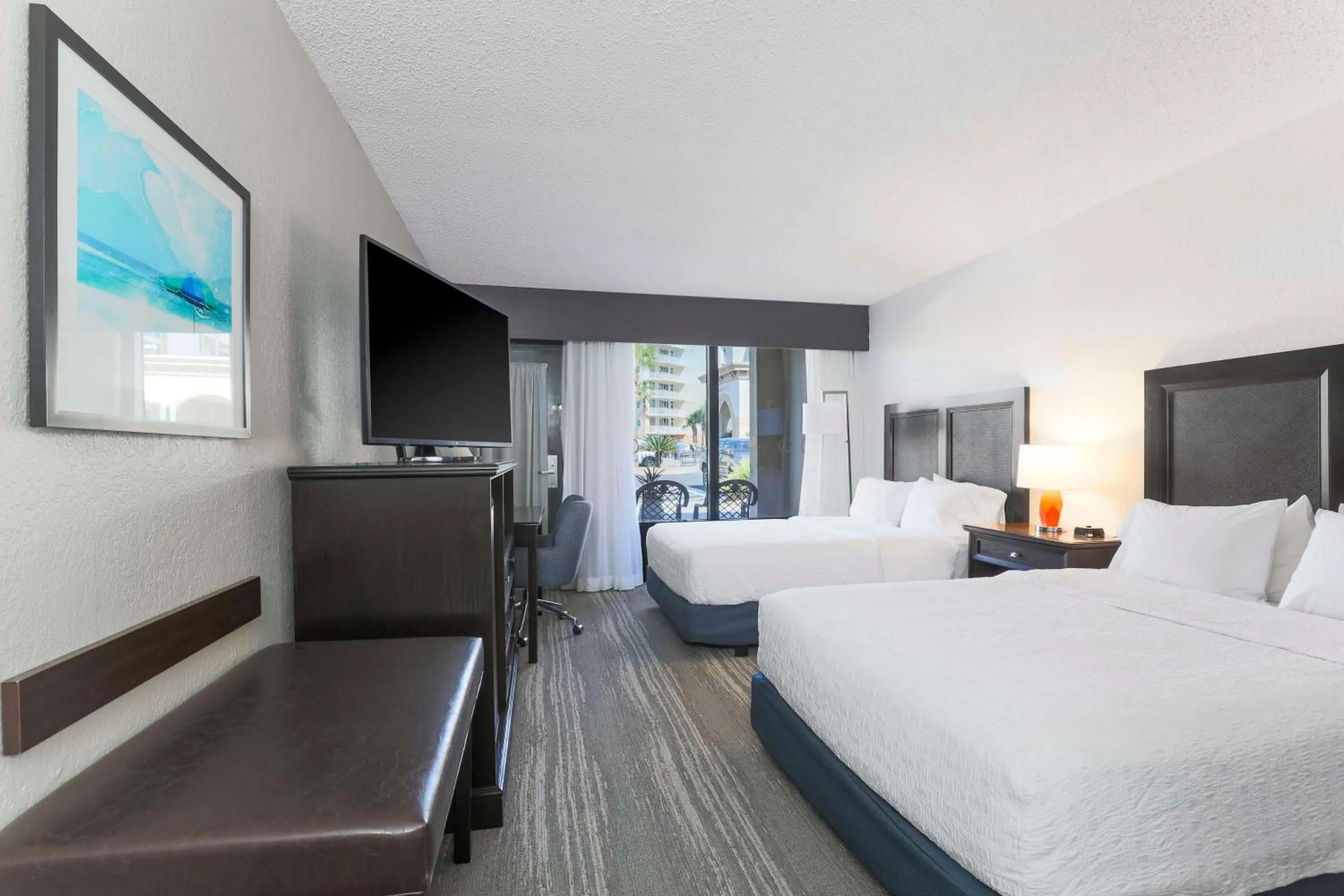 Bed in Hampton Inn Fort Walton Beach