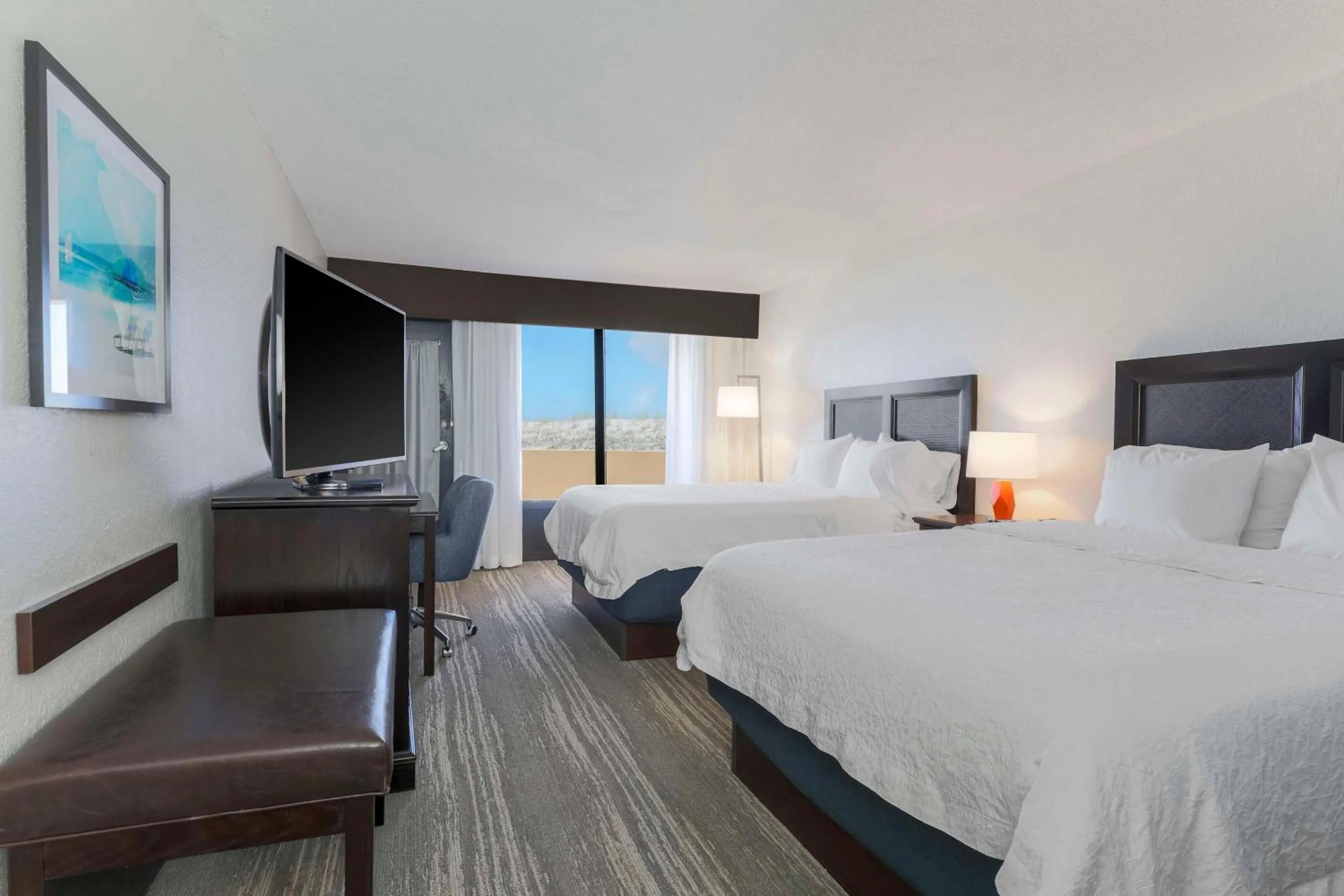 Bedroom, Bed in Hampton Inn Fort Walton Beach