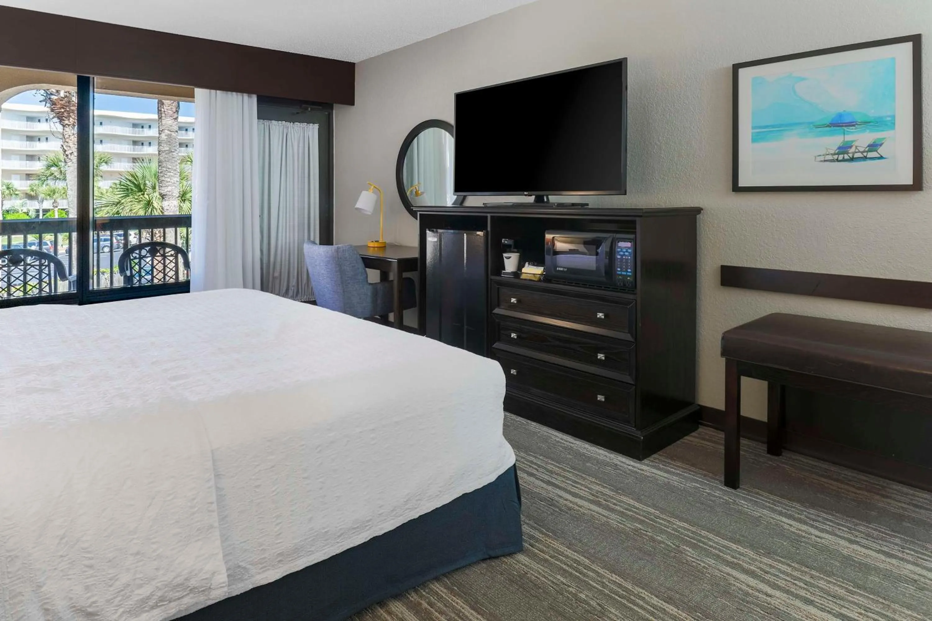 Bedroom, Bed in Hampton Inn Fort Walton Beach