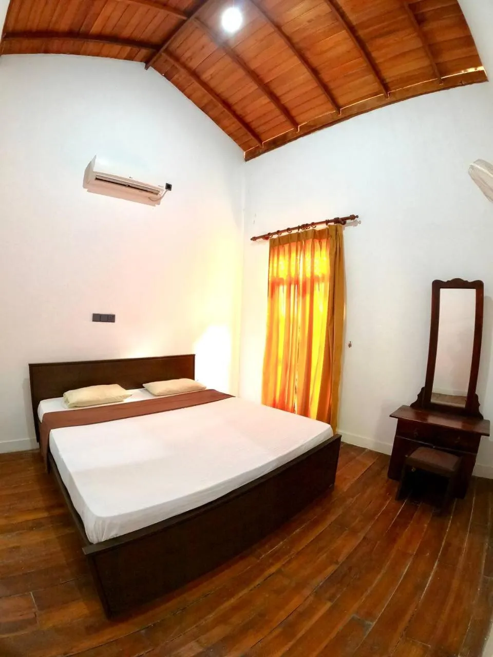 Bed in Sunrise Cabanas