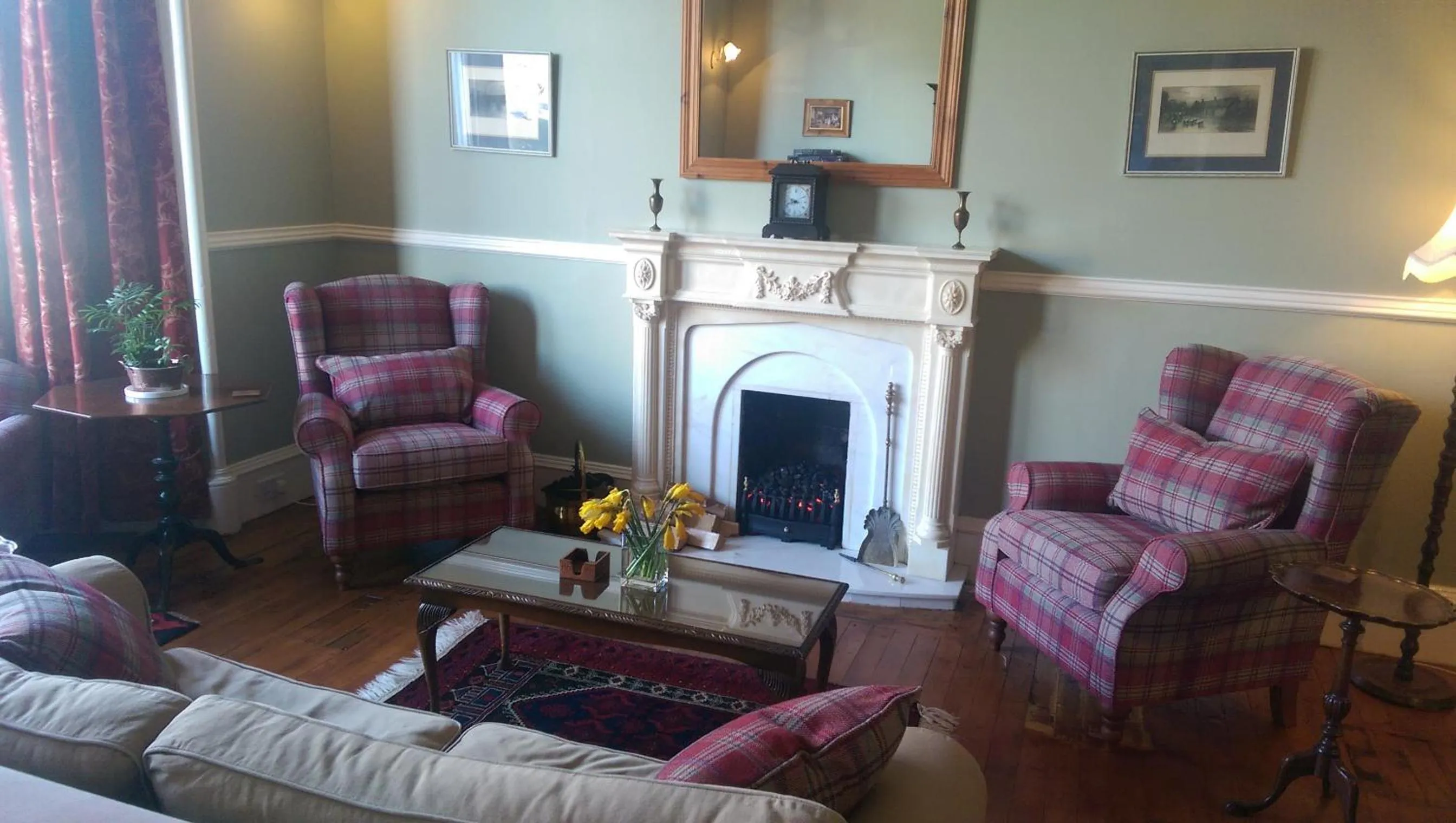 Lounge or bar in Lochinver Guesthouse