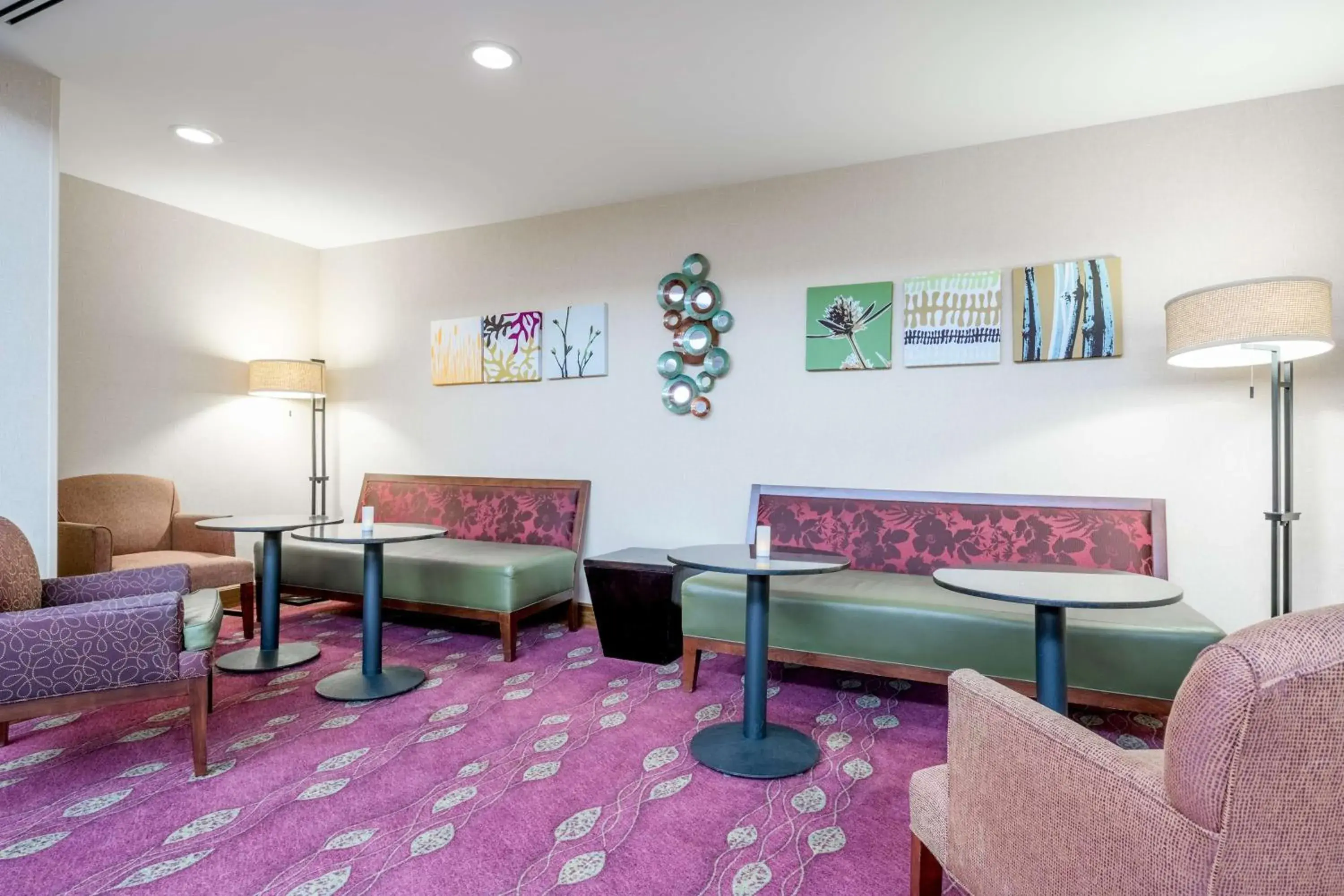Lobby or reception in Hampton Inn Frostburg Lobby or reception in Hampton Inn Frostburg