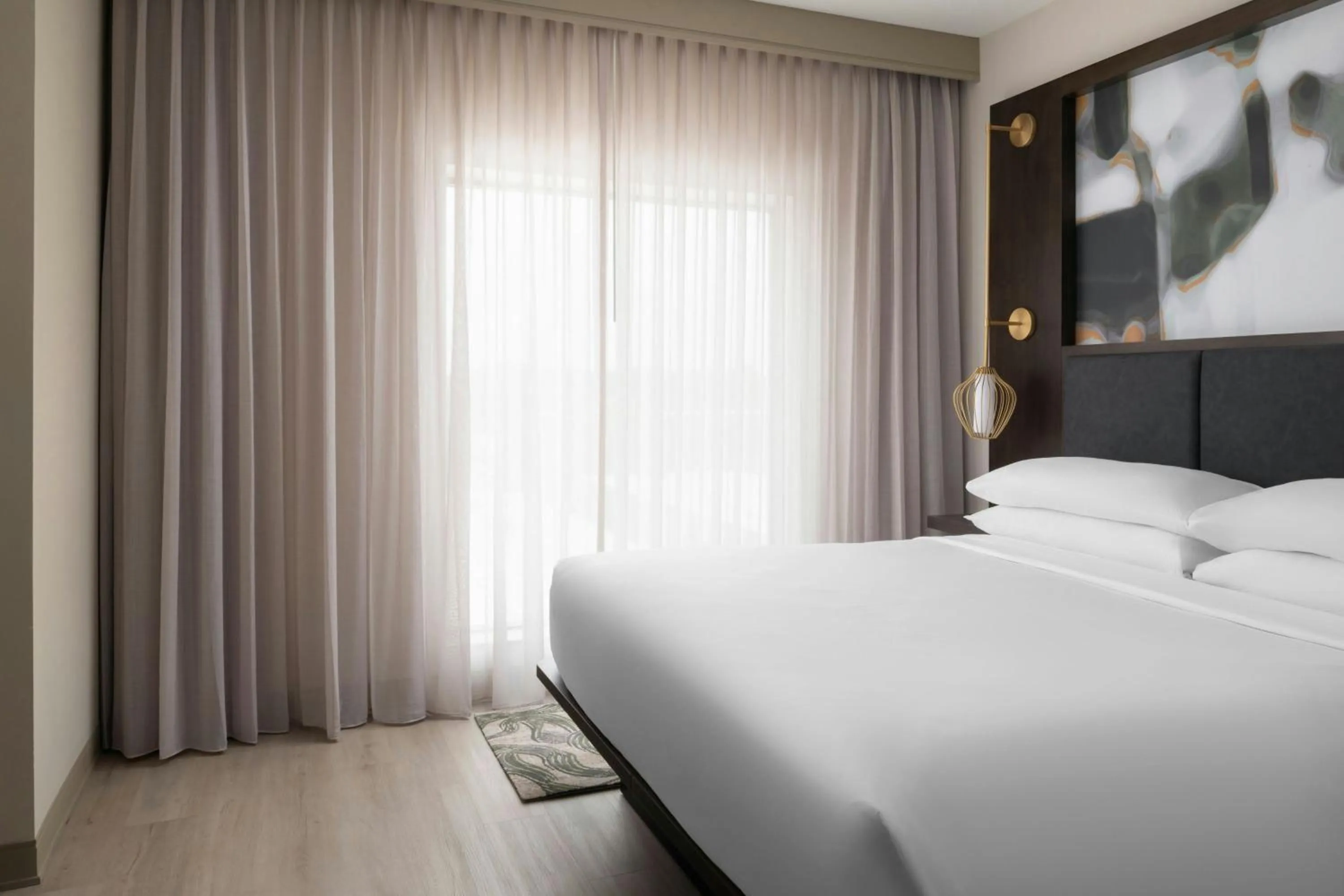 Bedroom, Bed in Indianapolis Marriott East