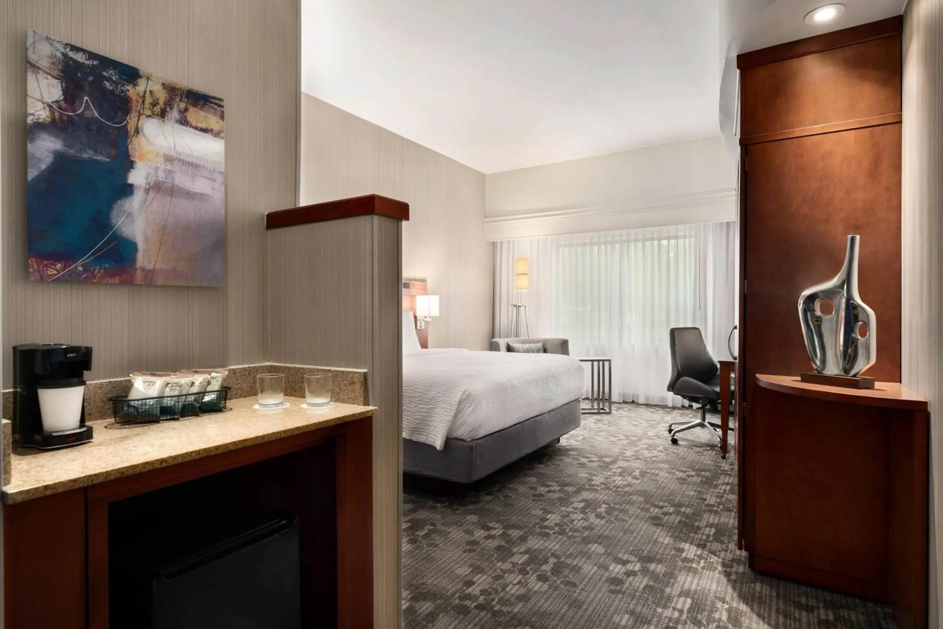 King Room with Sofa Bed in Courtyard by Marriott Philadelphia Montgomeryville King Room with Sofa Bed in Courtyard by Marriott Philadelphia Montgomeryville
