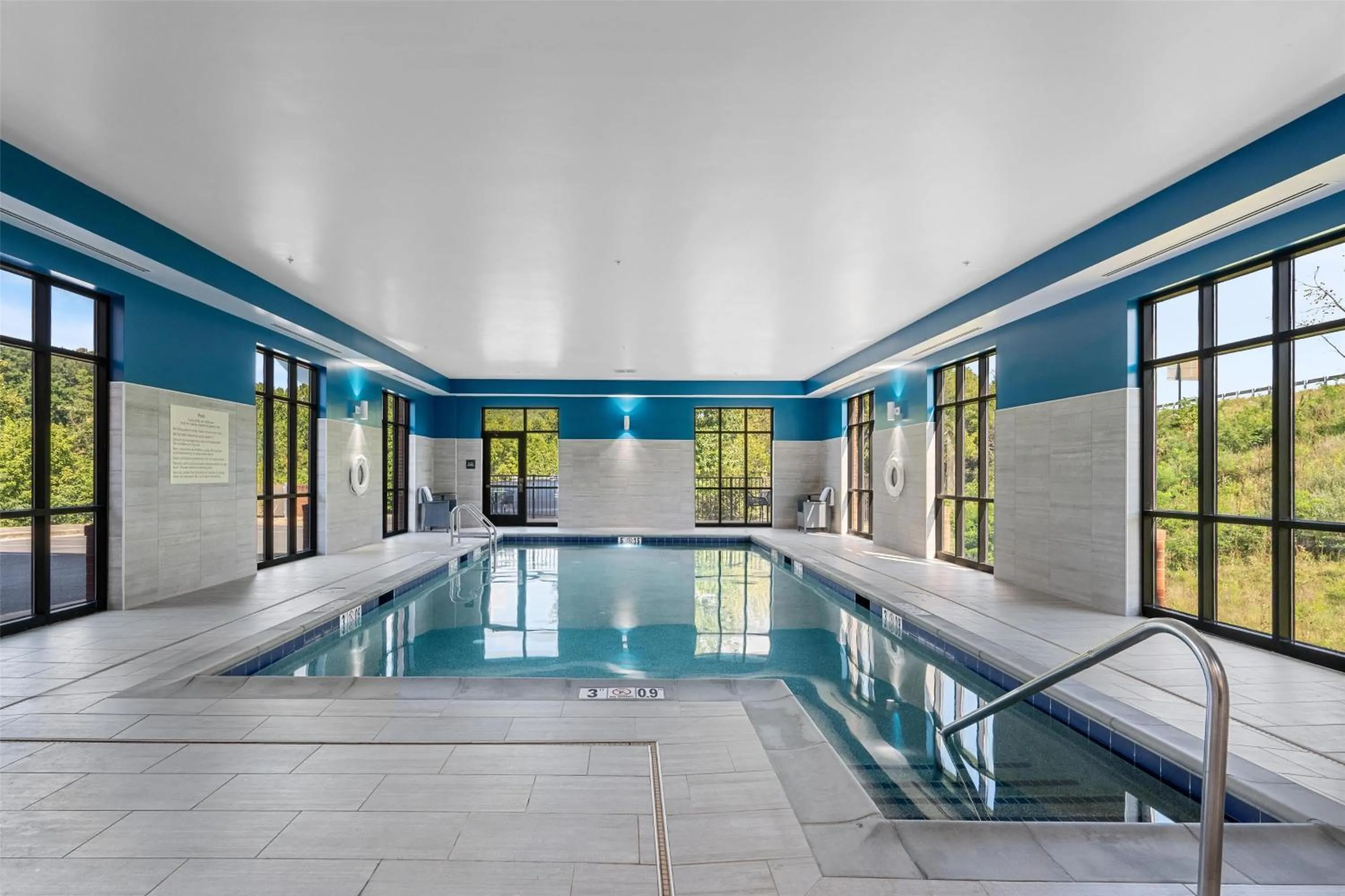 Pool view in Hampton Inn Front Royal