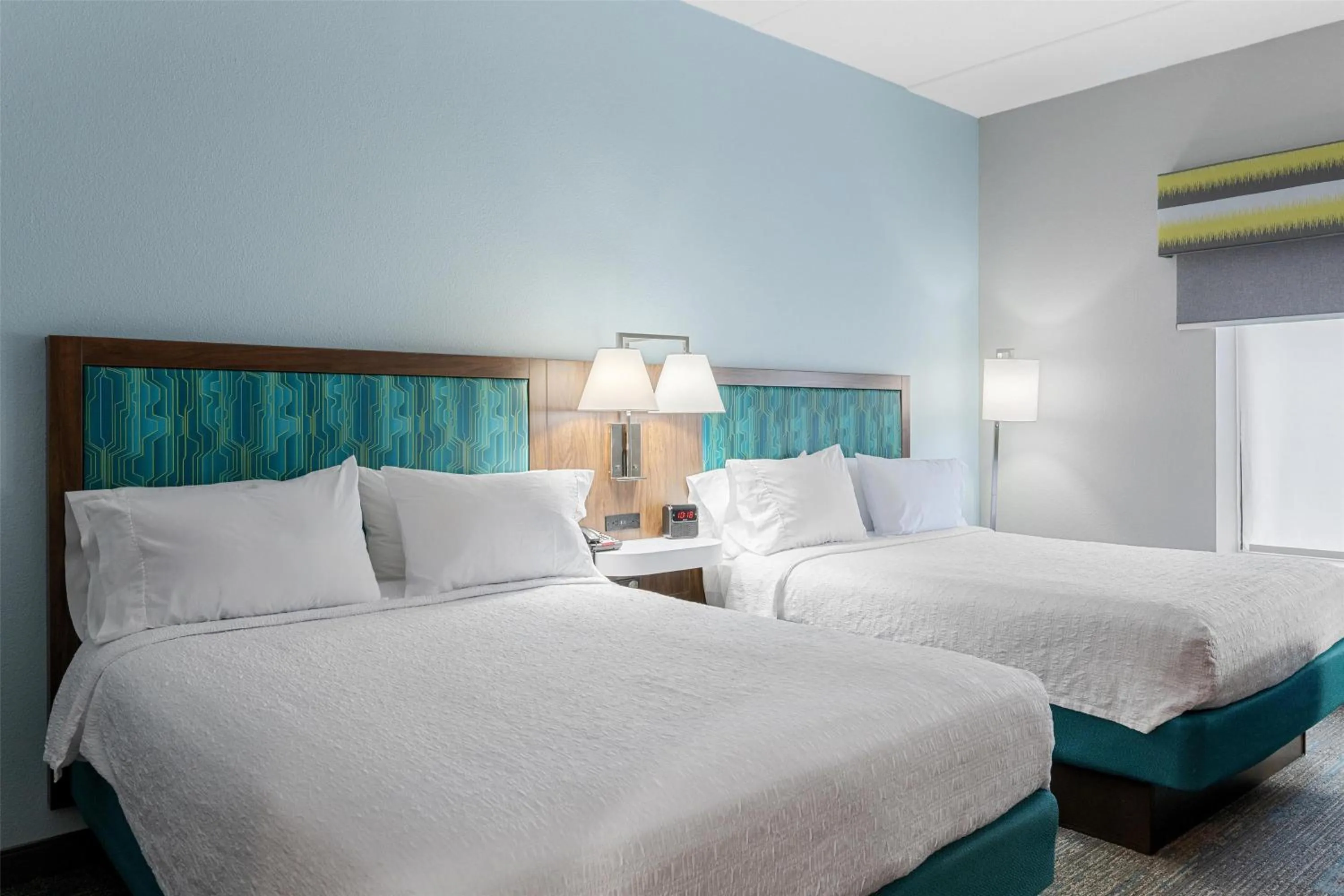 Bed in Hampton Inn Front Royal