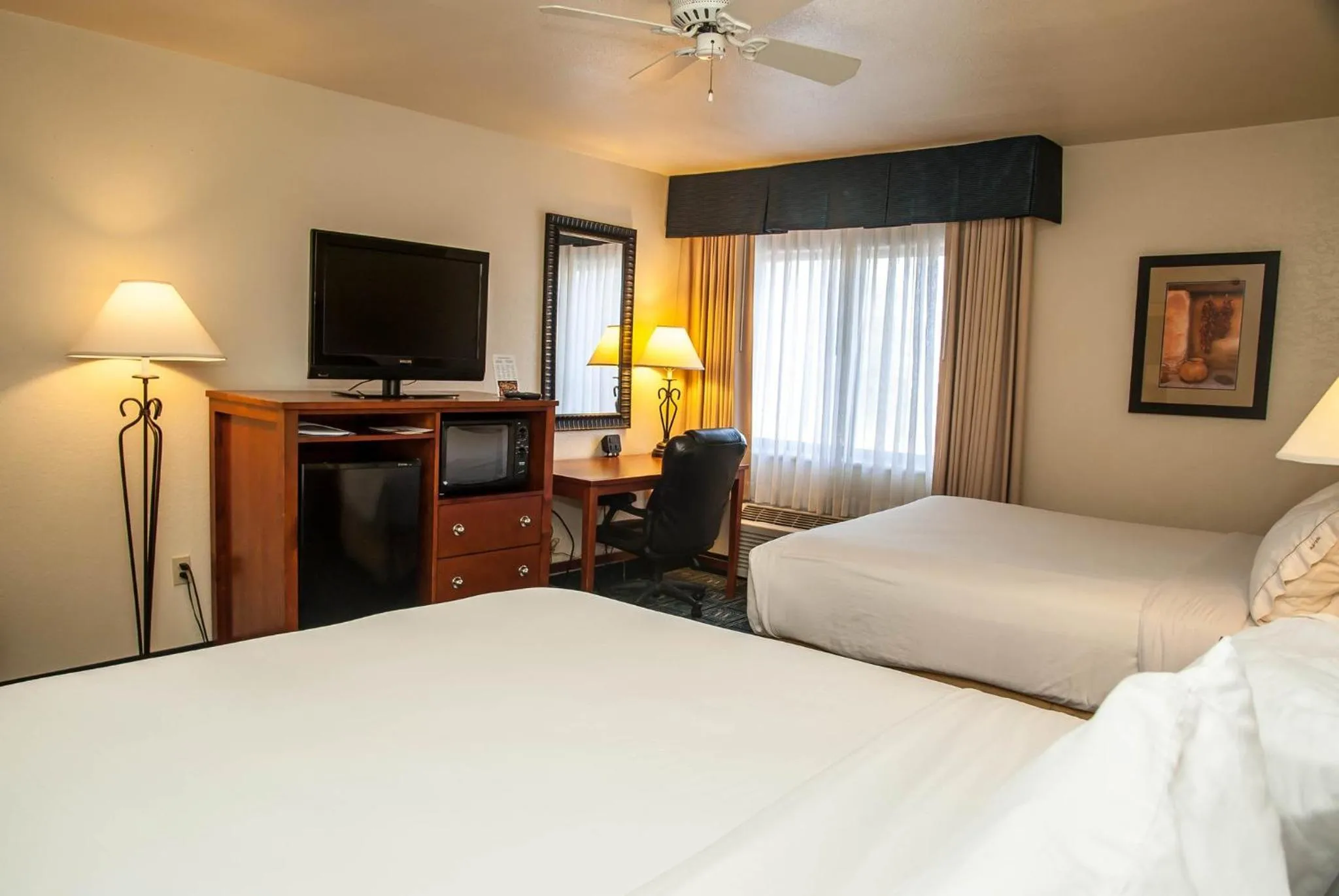Photo of the whole room, Bed in Holiday Inn Express Tucson-Airport by IHG
