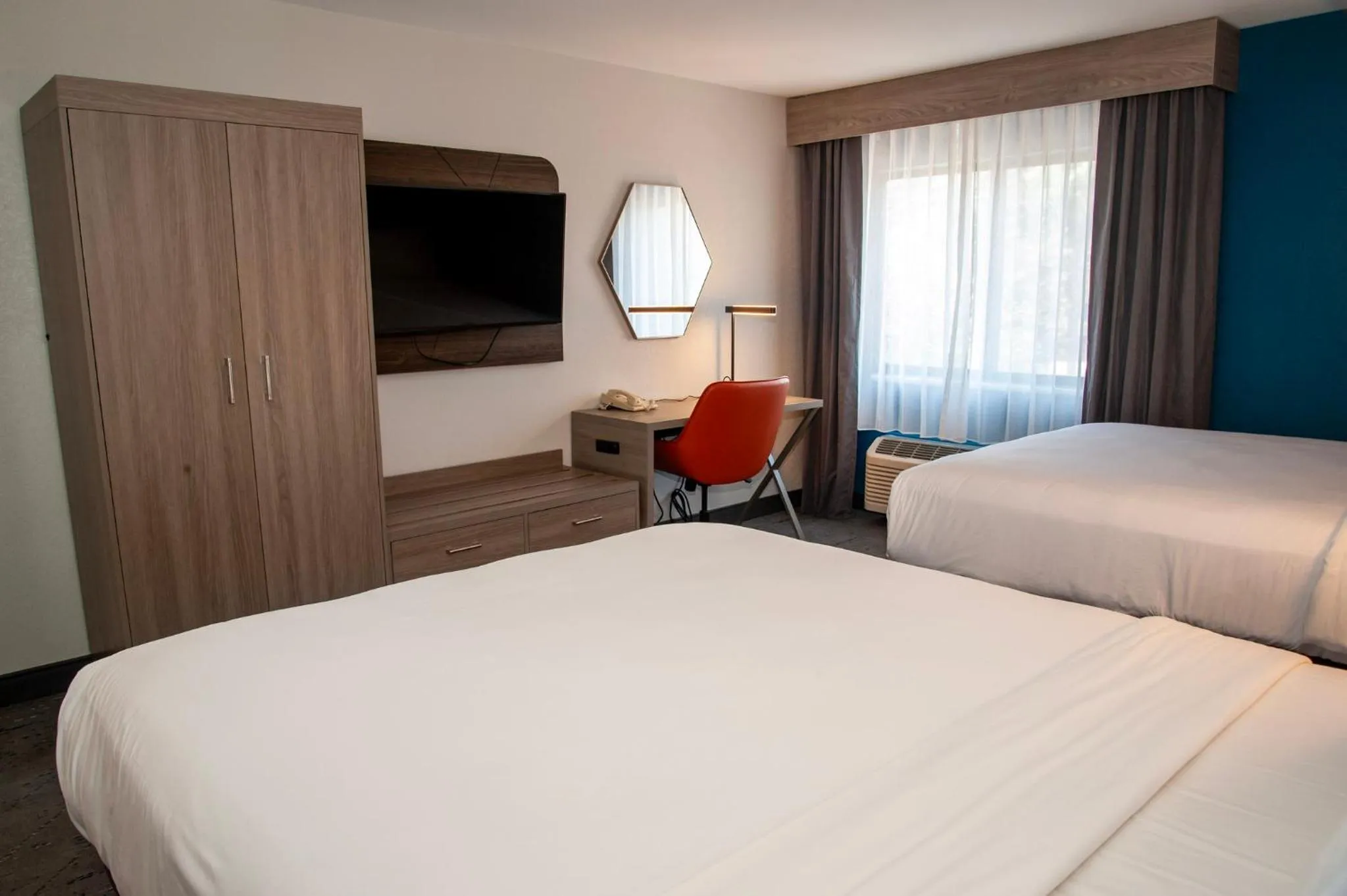 Photo of the whole room, Bed in Holiday Inn Express Tucson-Airport by IHG