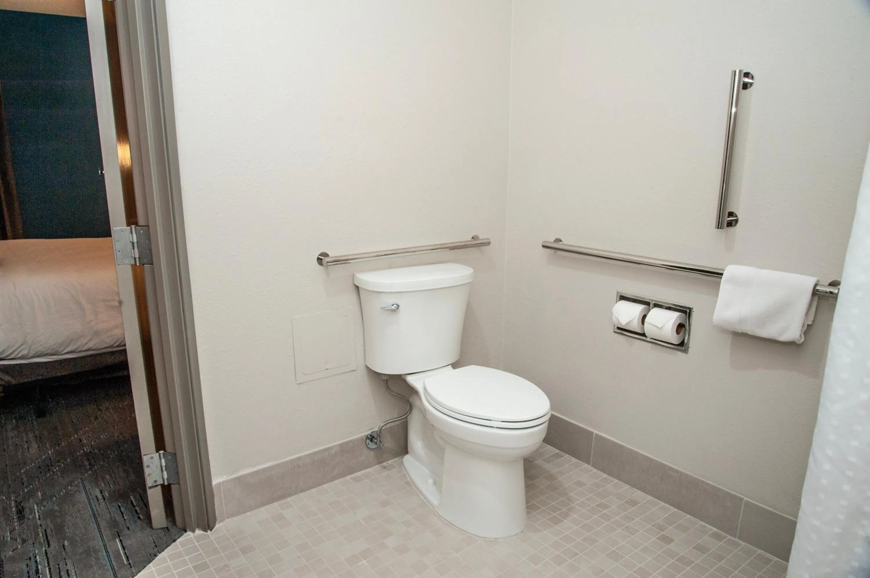 Bathroom in Holiday Inn Express Tucson-Airport by IHG