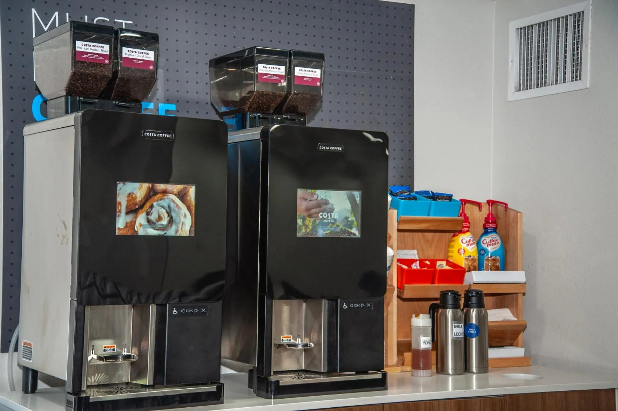 Lobby or reception in Holiday Inn Express Tucson-Airport by IHG