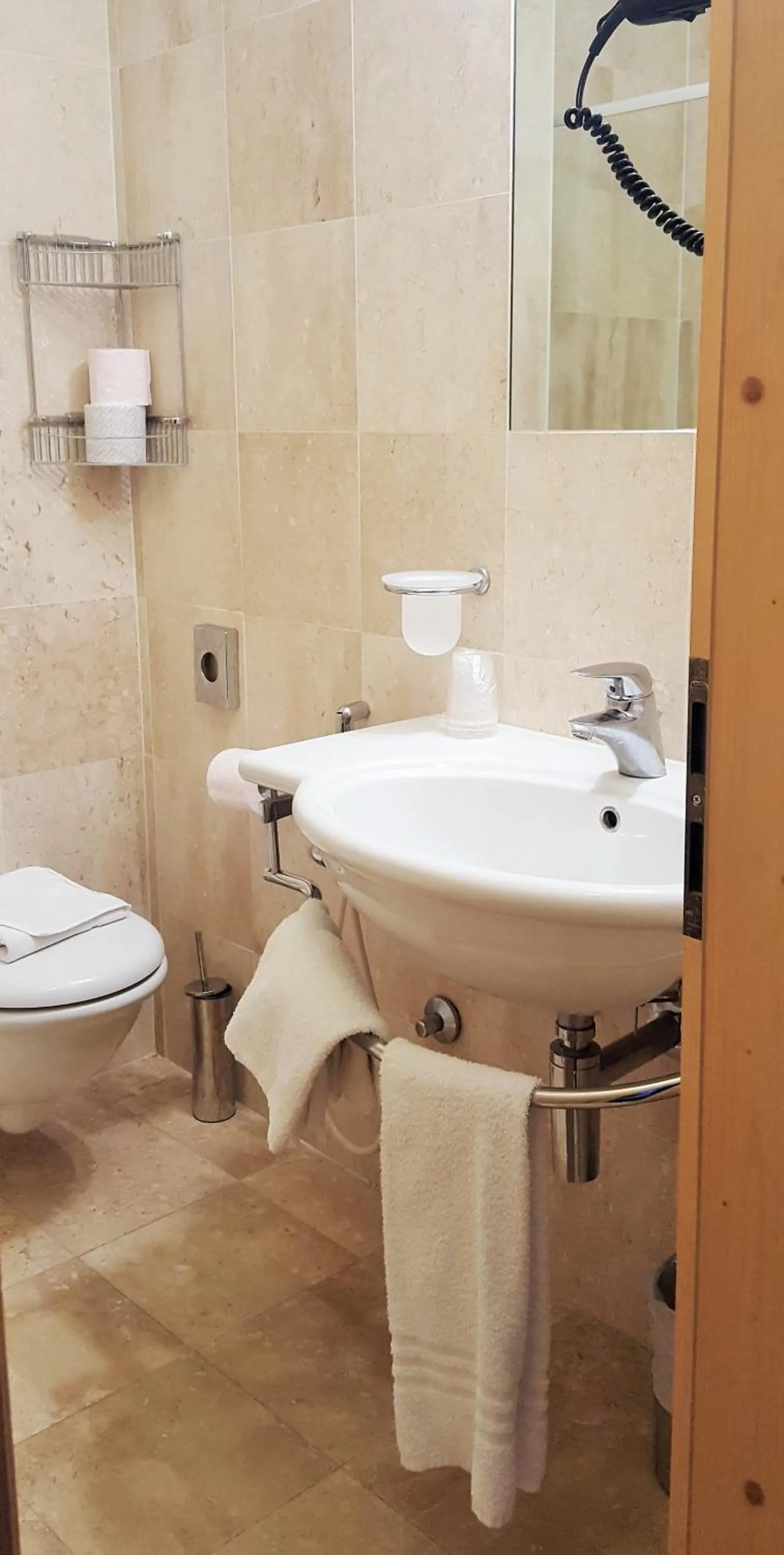 Bathroom in Hotel Principe Marmolada