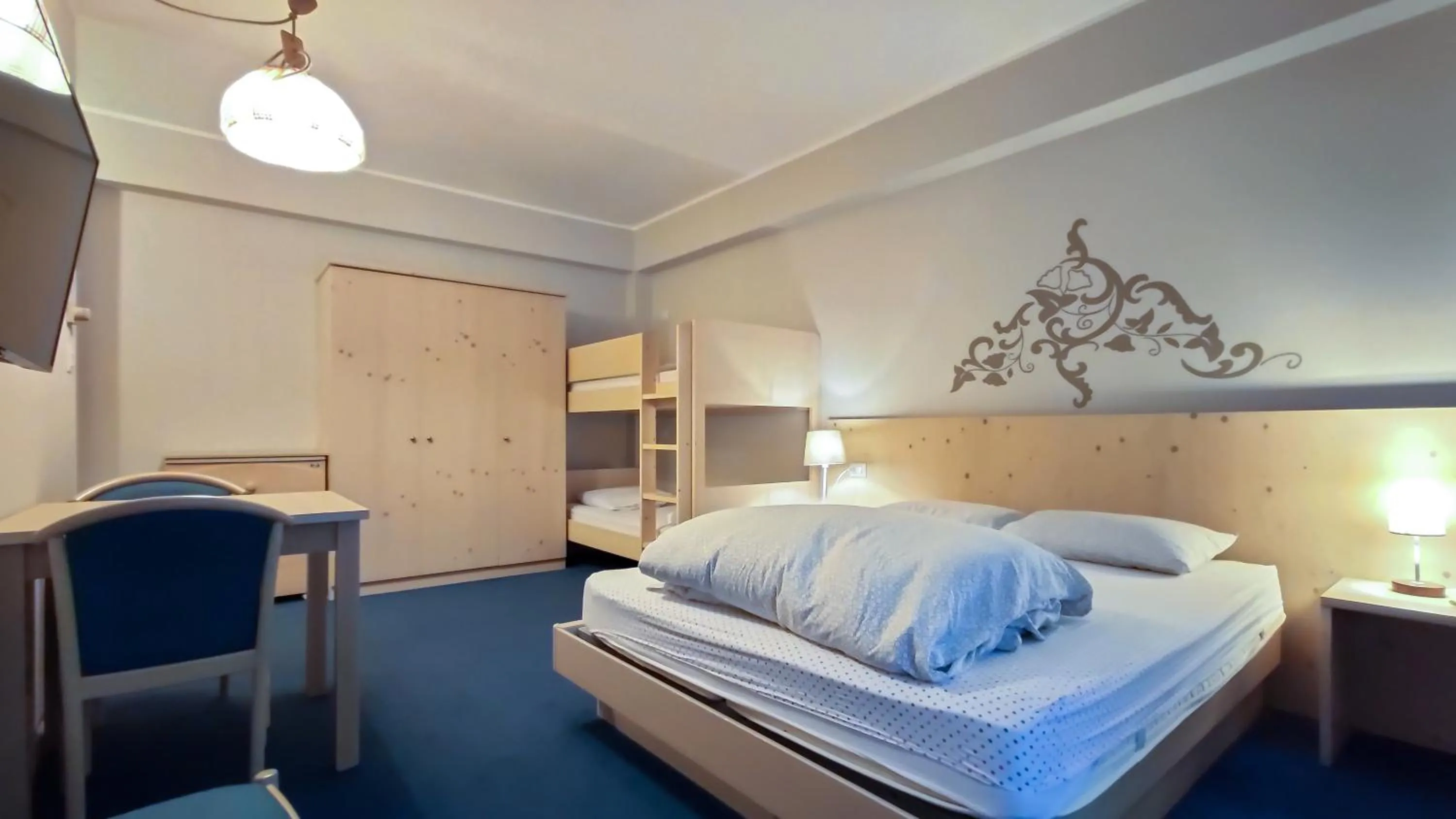 Bedroom, Bed in Hotel Principe Marmolada