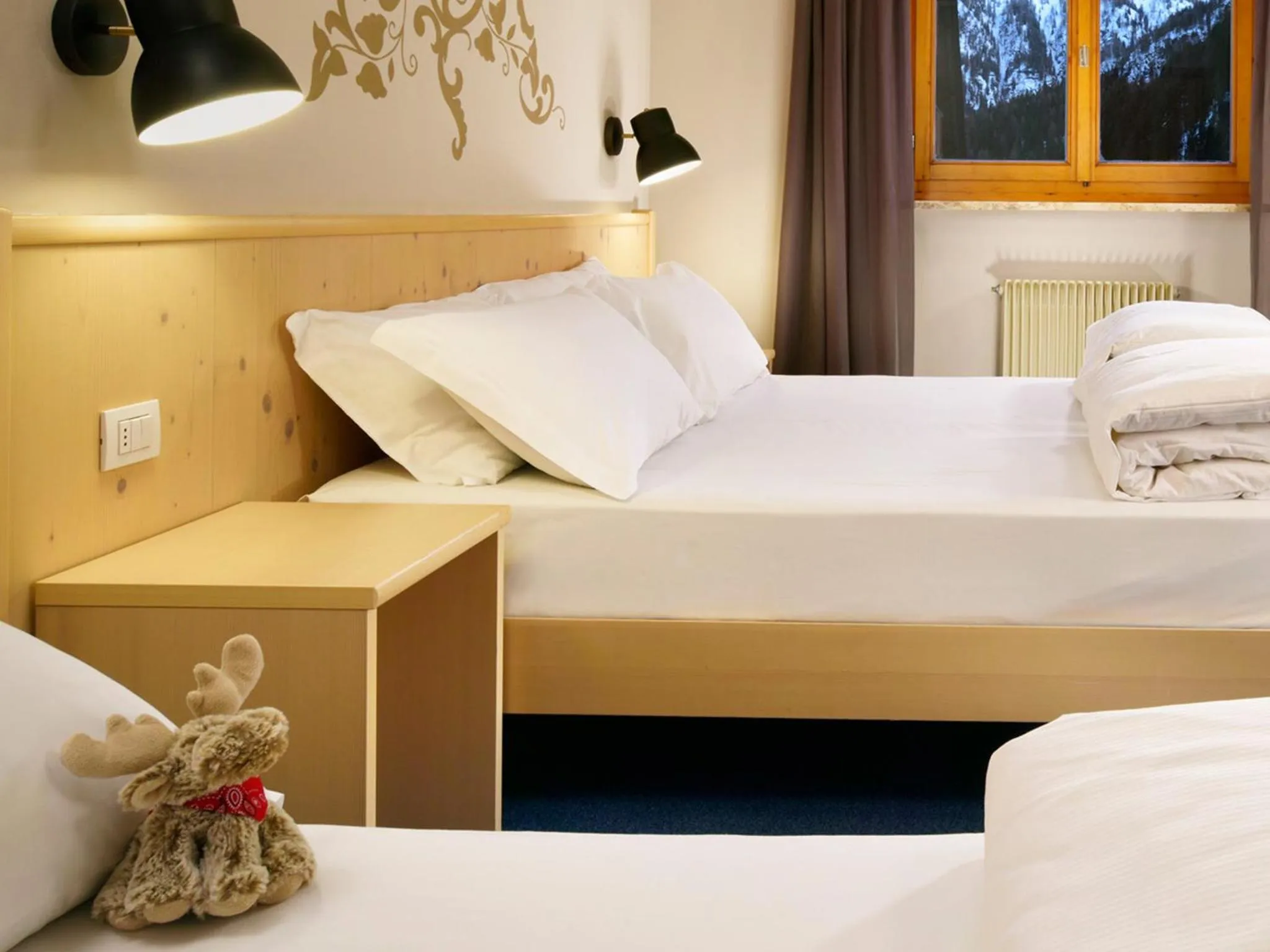 Bedroom, Bed in Hotel Principe Marmolada