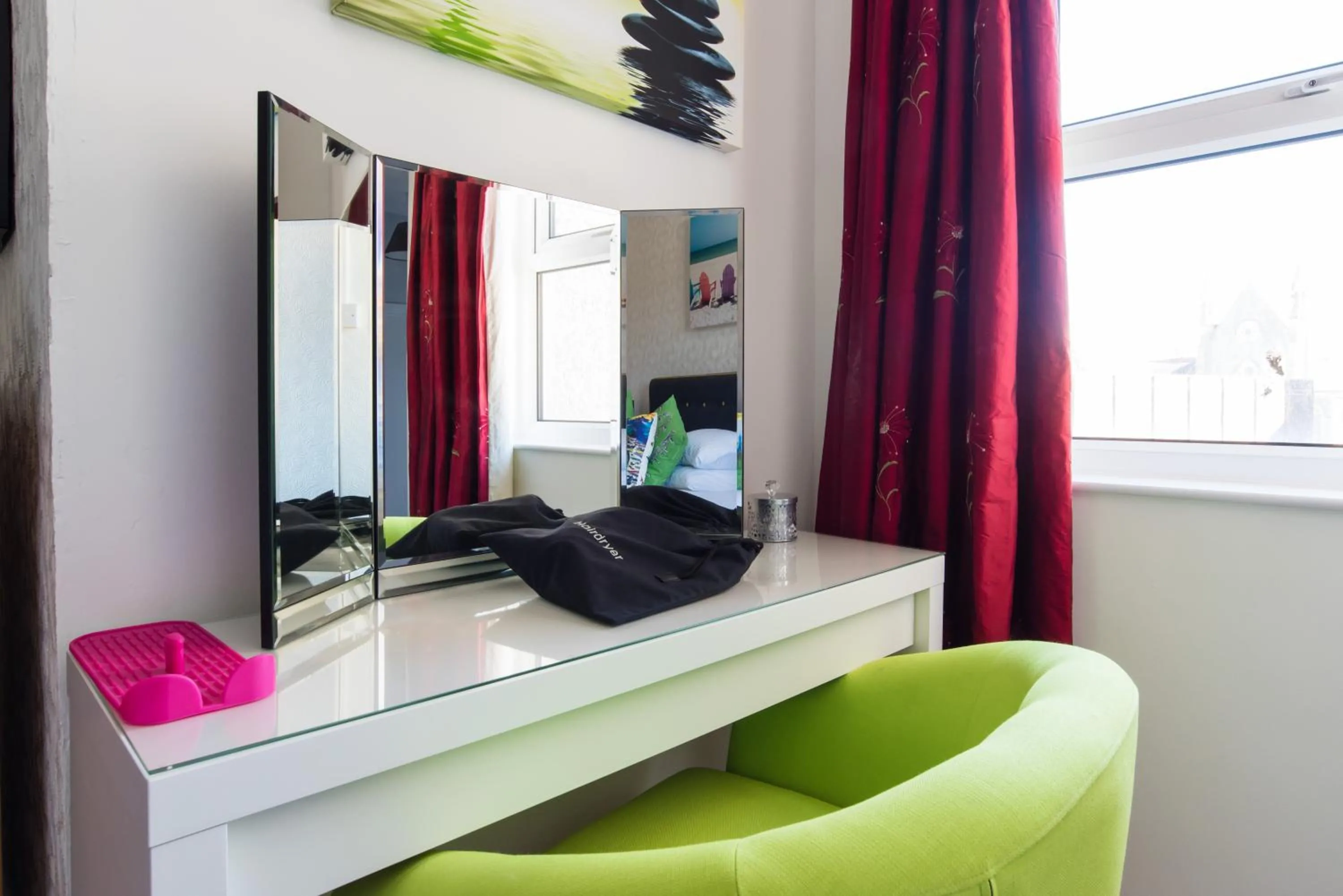 Bed in Sea view Ar Lan y Mor LUXURY APARTMENT