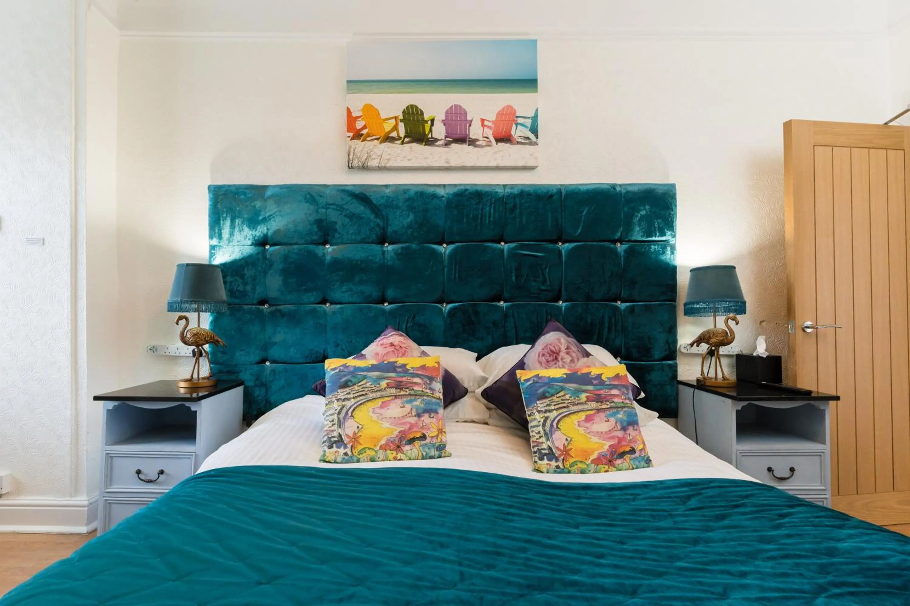 Bed in Sea view Ar Lan y Mor LUXURY APARTMENT
