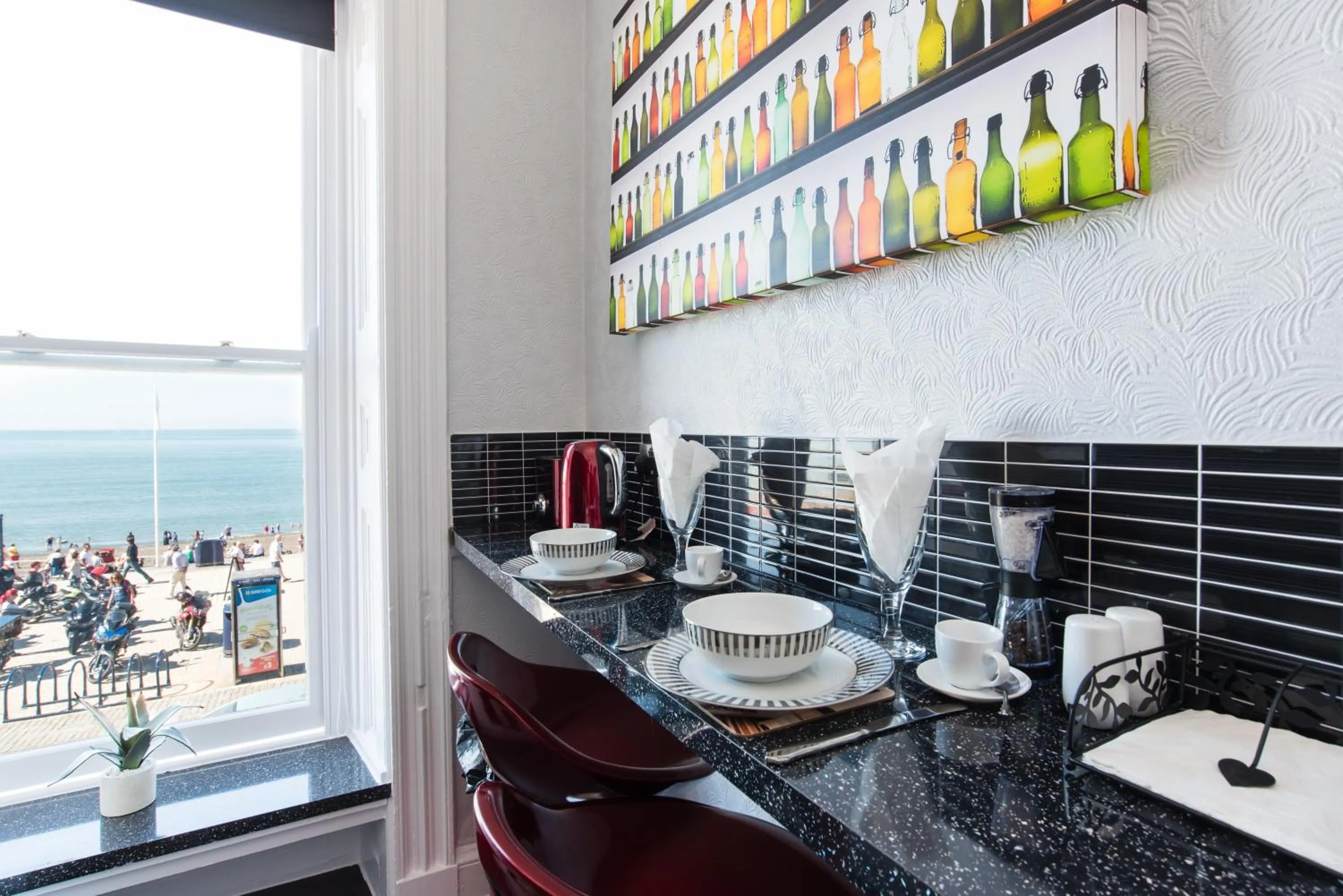 Coffee/tea facilities in Sea view Ar Lan y Mor LUXURY APARTMENT