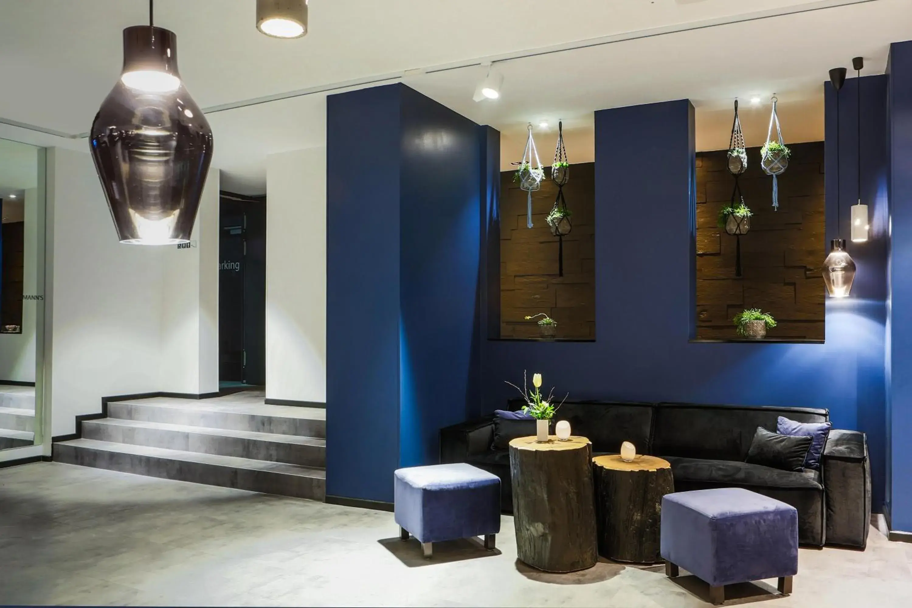 Lobby or reception in LINDEMANN'S Lobby or reception in LINDEMANN'S