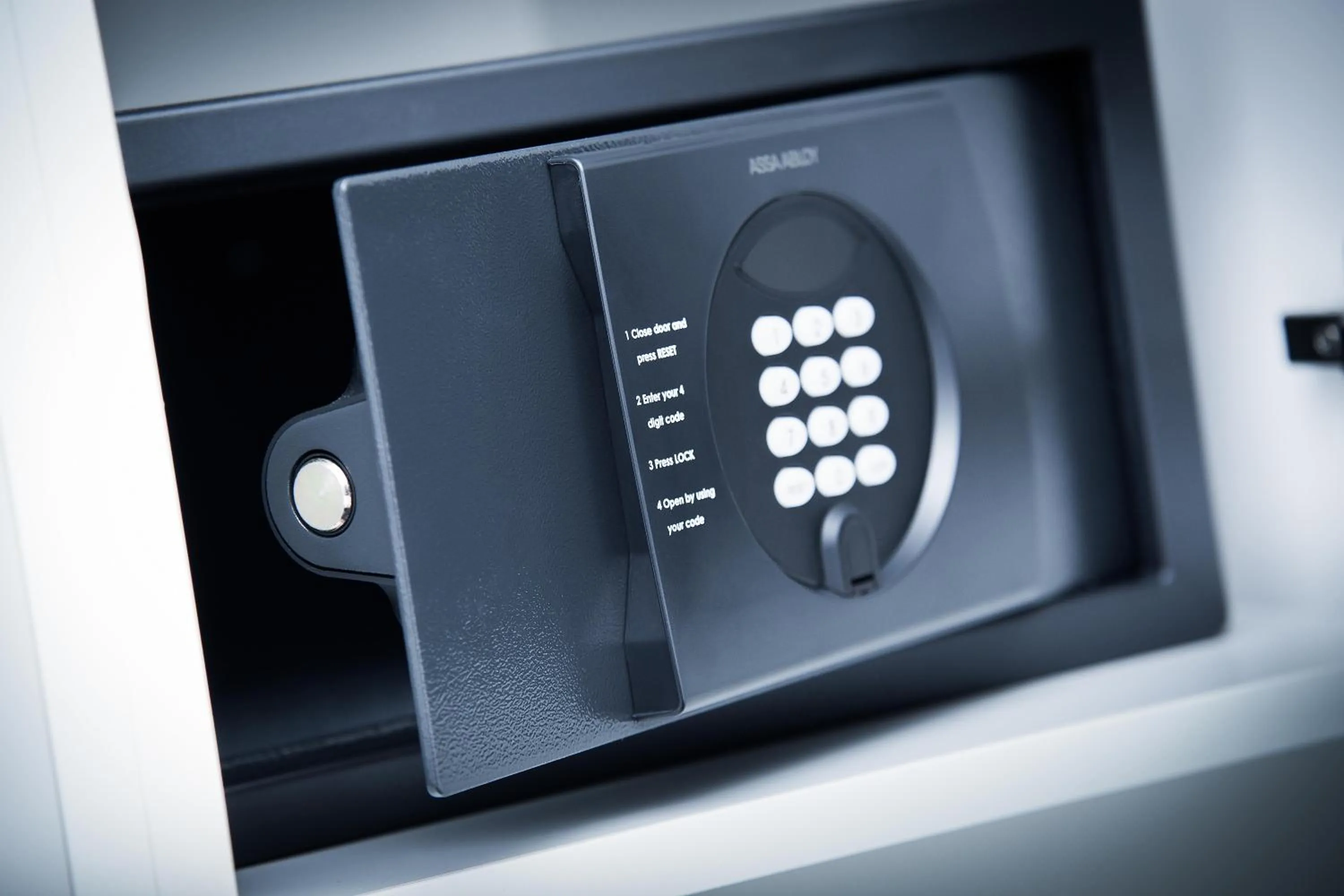 Decorative detail in LINDEMANN'S