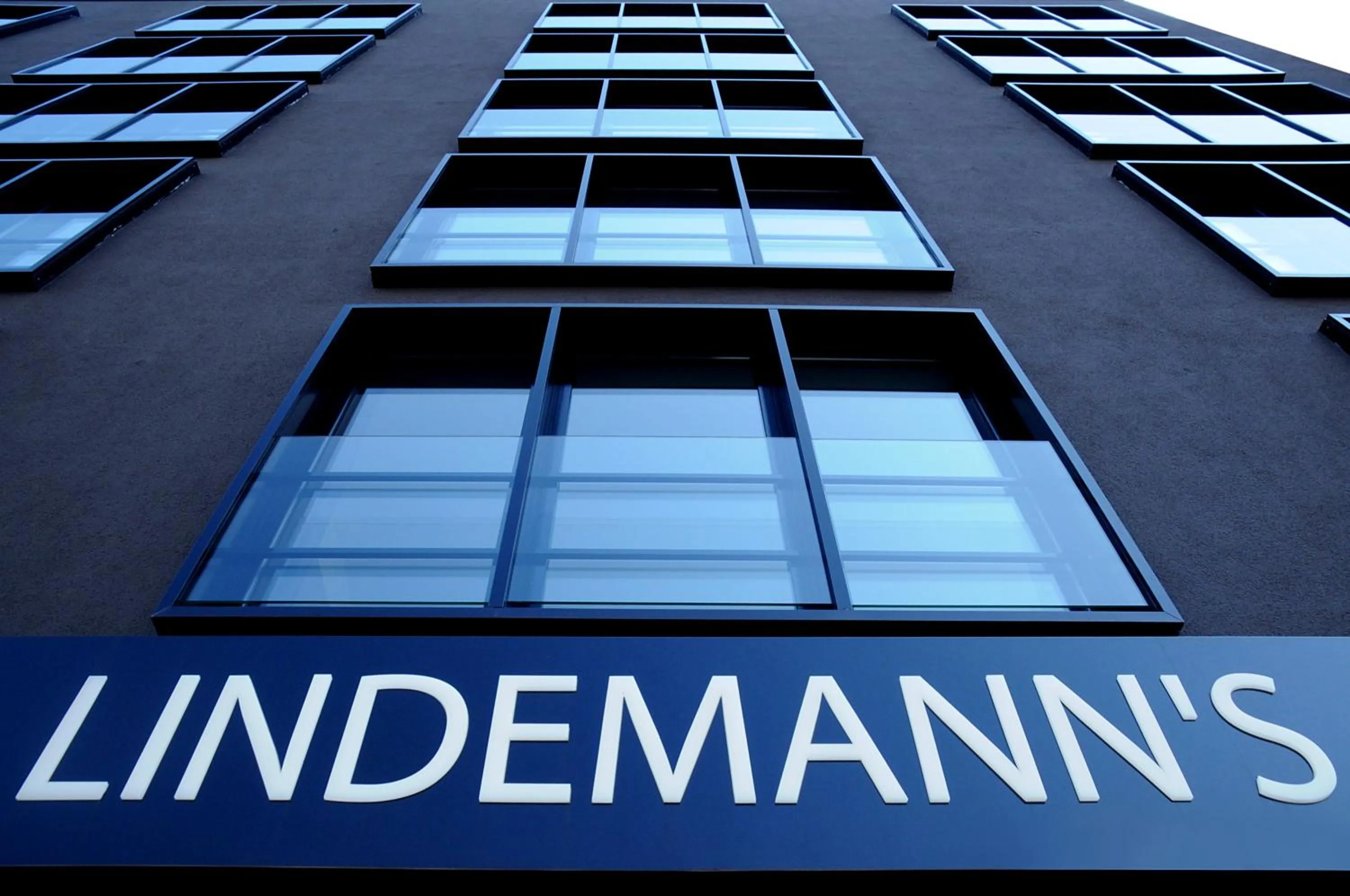 Facade/entrance in LINDEMANN'S