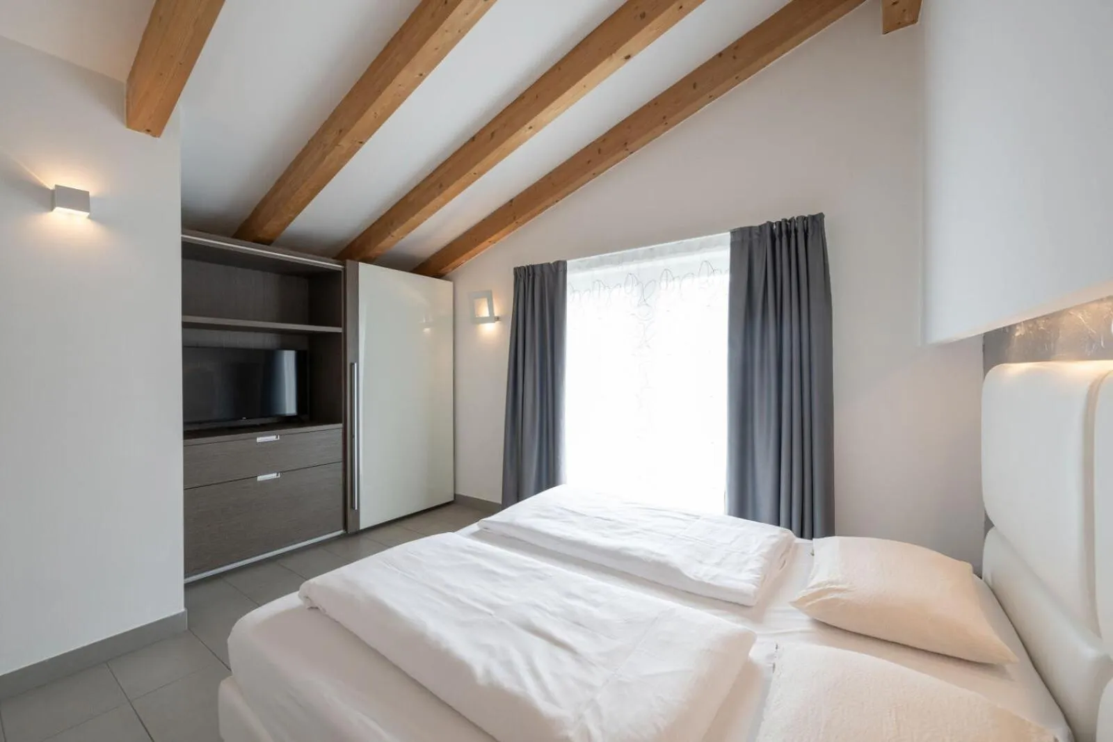 Bed in Residence Desiree